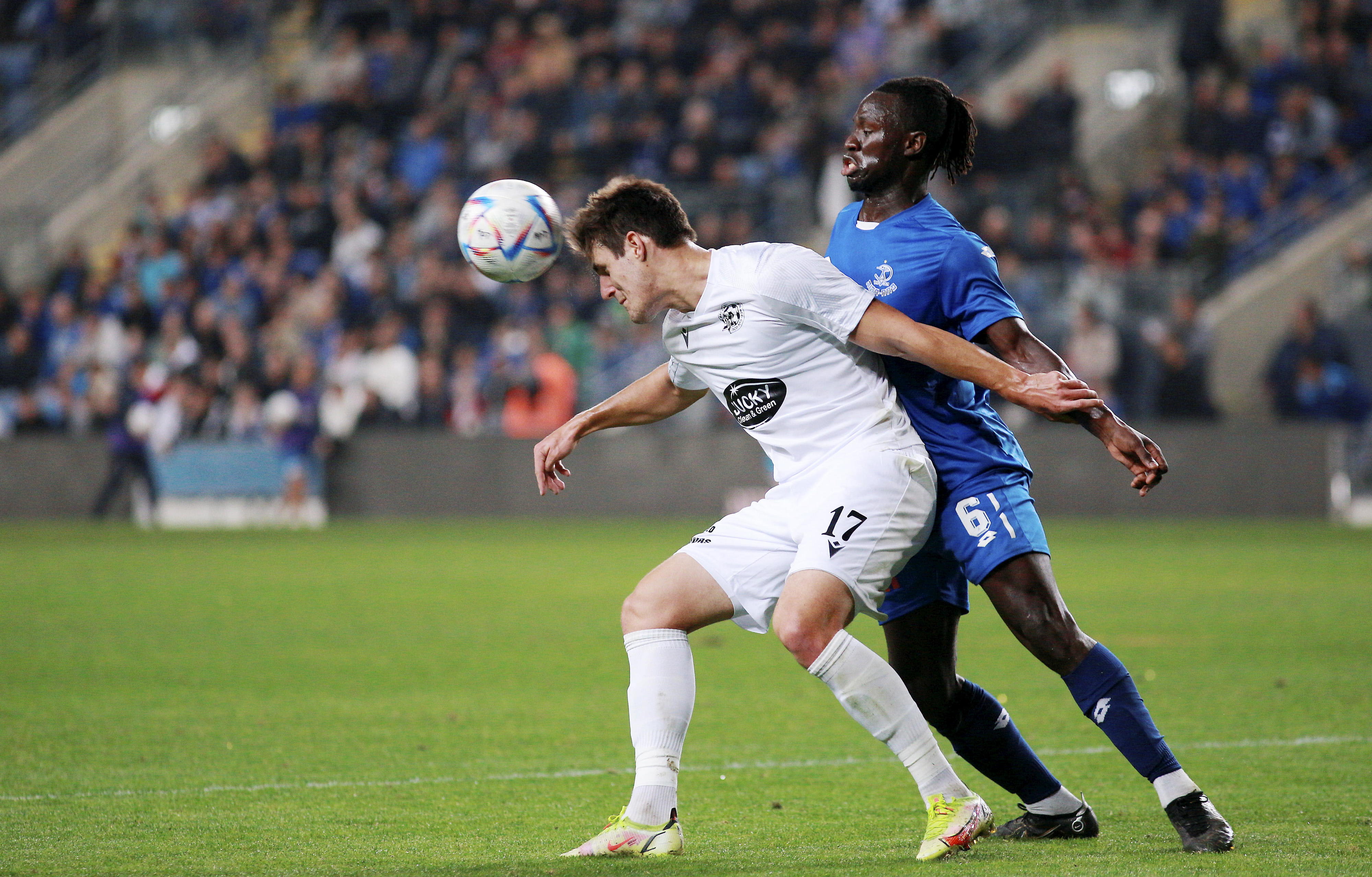 איליה שקורין, שחקן מכבי פתח תקוה לפני ג'ימי אלכסיס, שחקן הפועל פתח תקוה