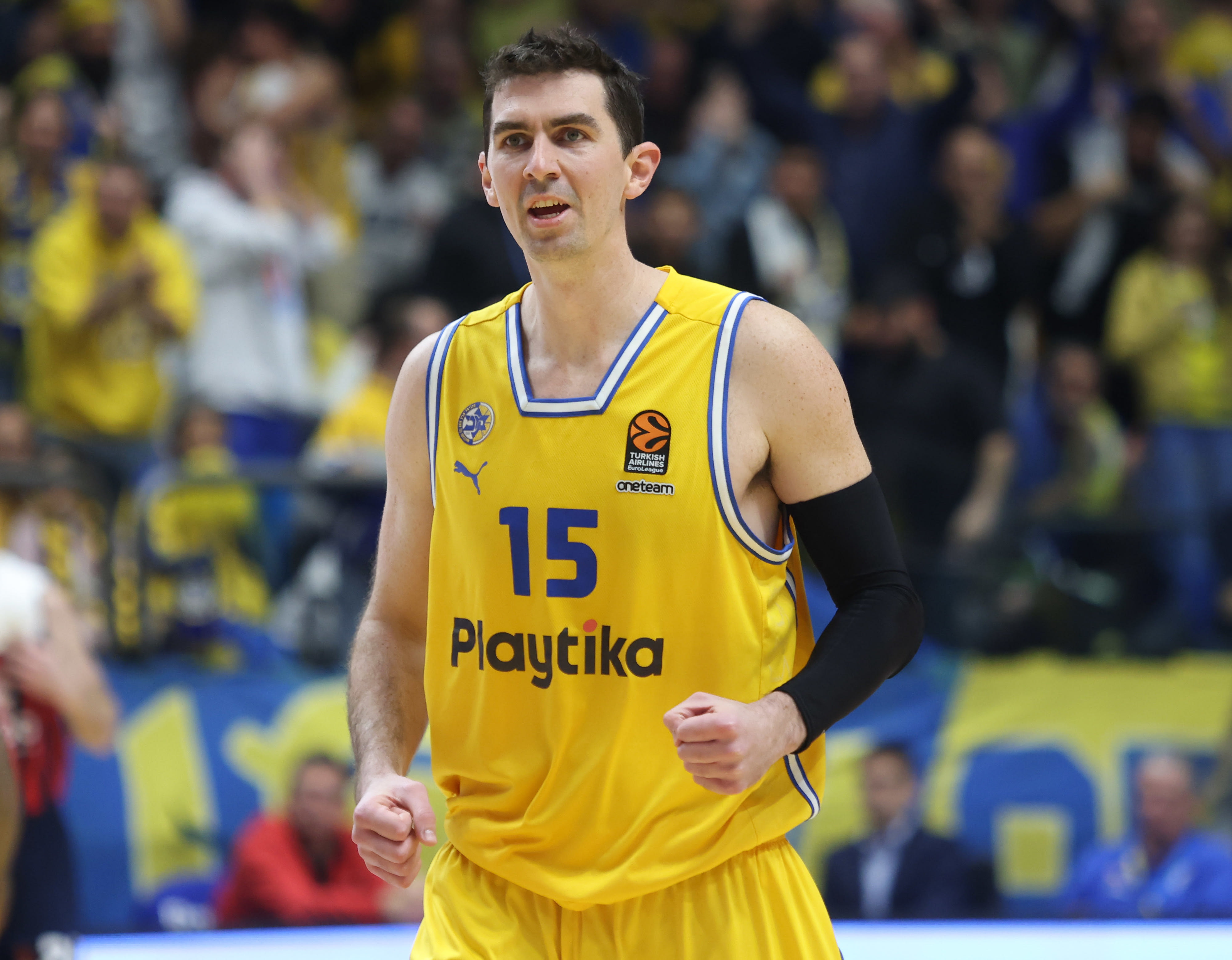 שחקן מכבי תל אביב ג'ייק כהן