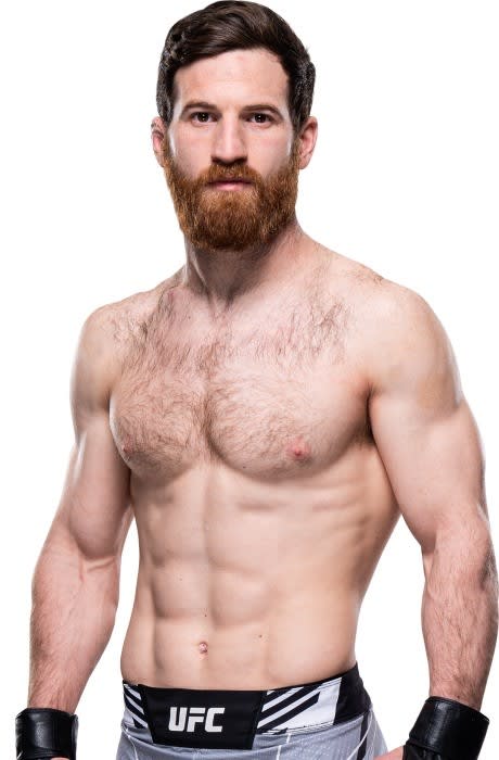 לוחם UFC ישראלי, ינאל אשמוז