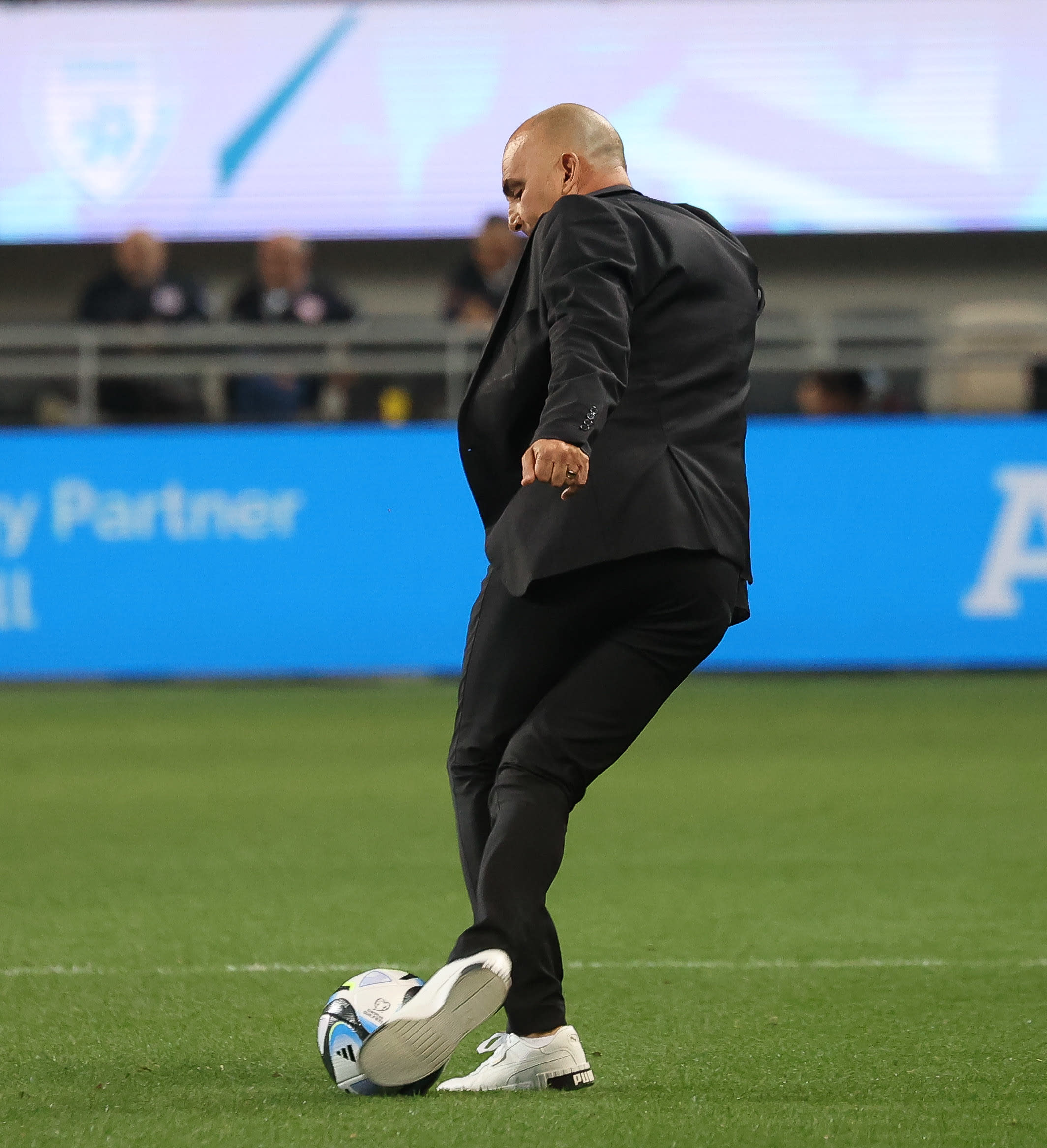 מאמן נבחרת ישראל אלון חזן