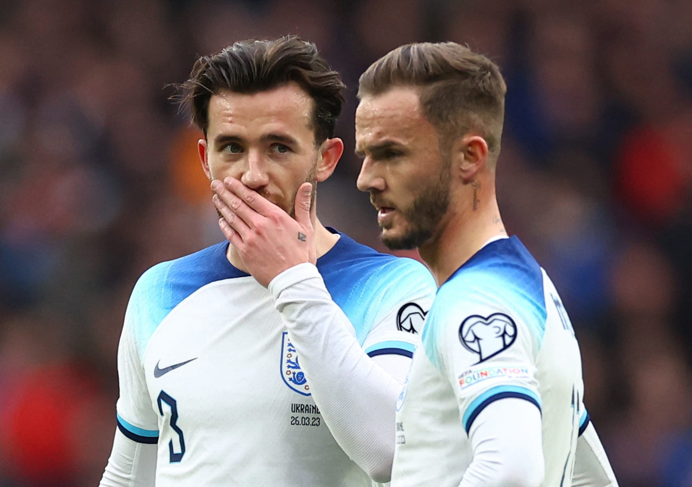 בן צ'ילוול לצד ג'יימס מדיסון נבחרת אנגליה