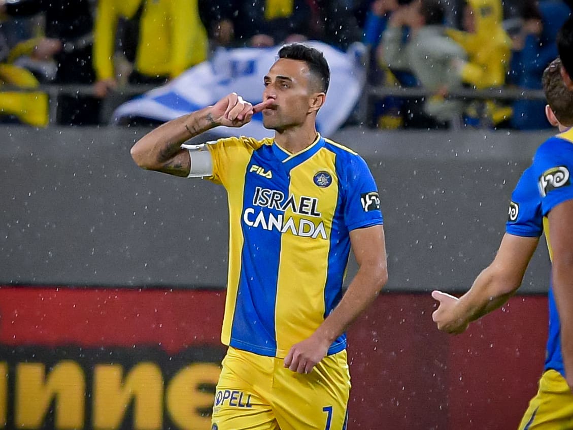 שחקן מכבי תל אביב ערן זהבי