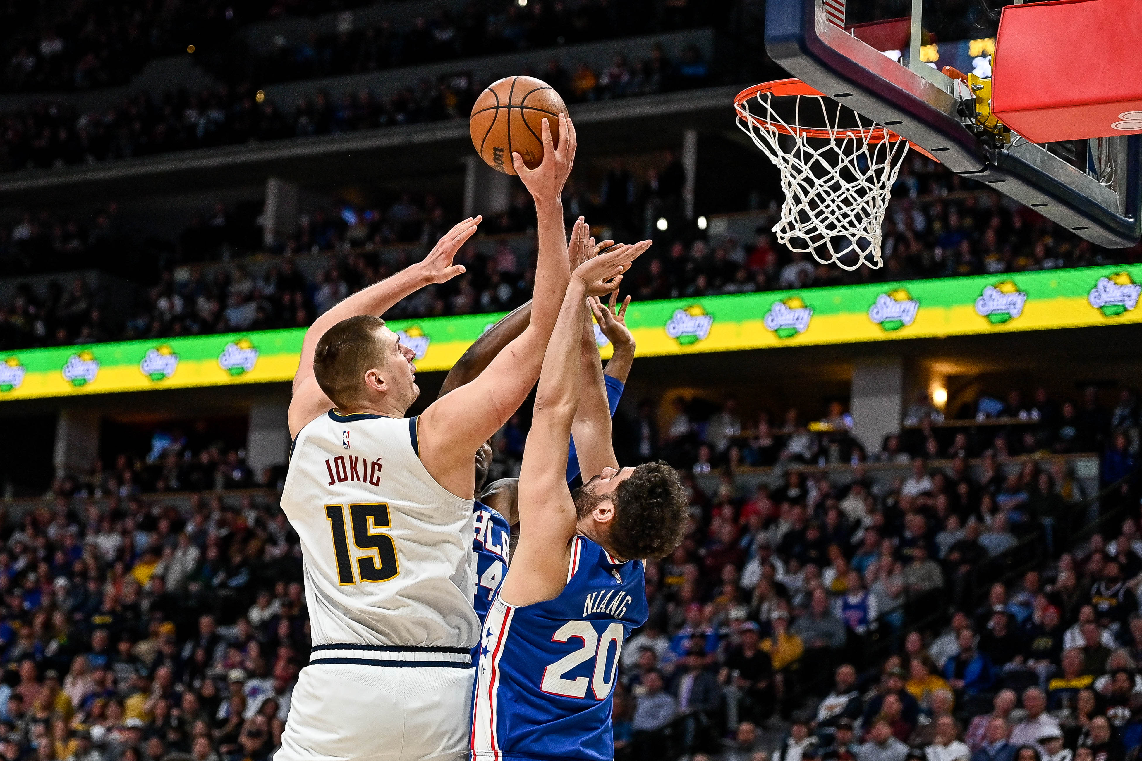 שחקן דנבר נאגטס ניקולה יוקיץ'