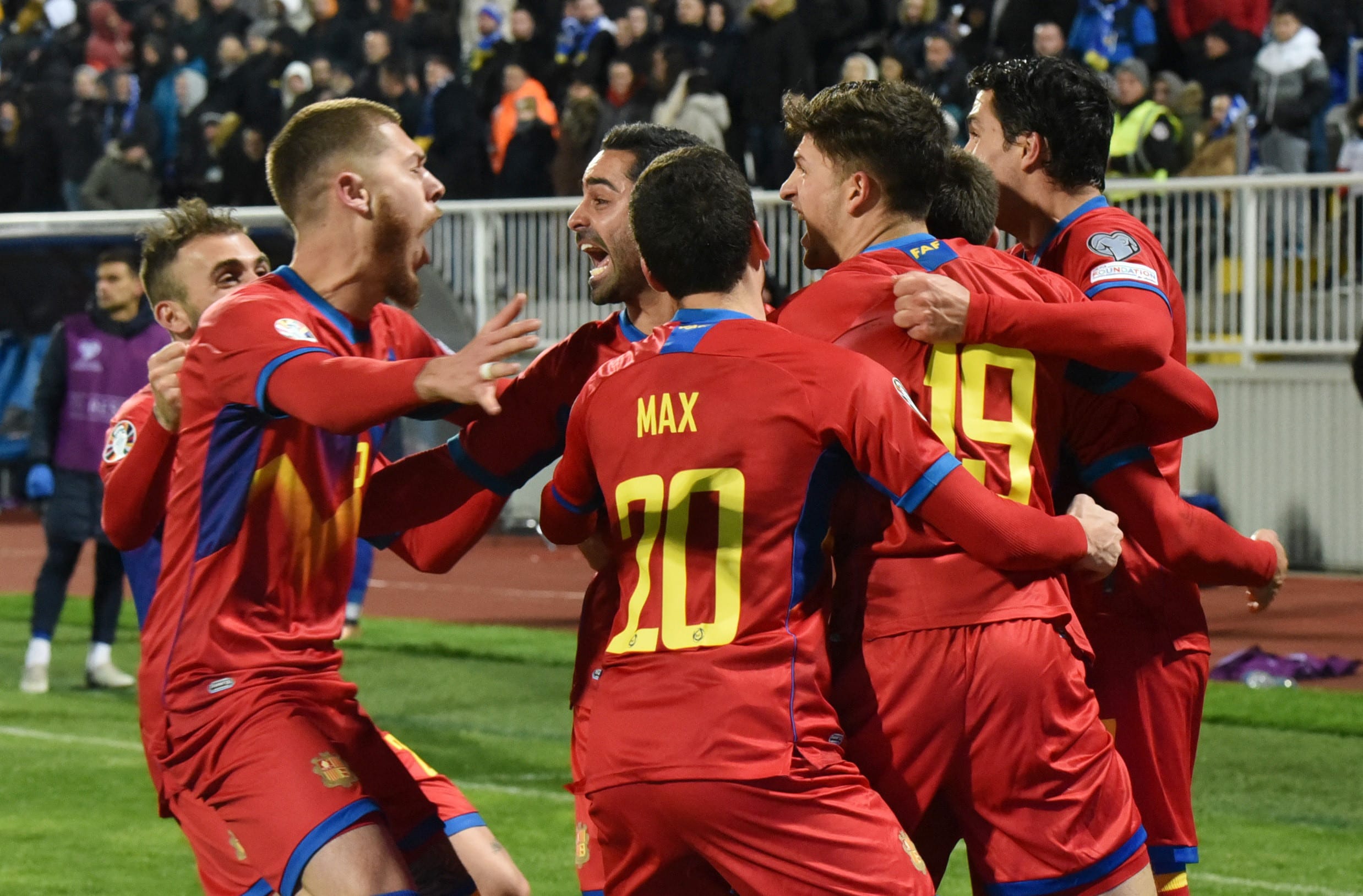 שחקני נבחרת אנדורה חוגגים