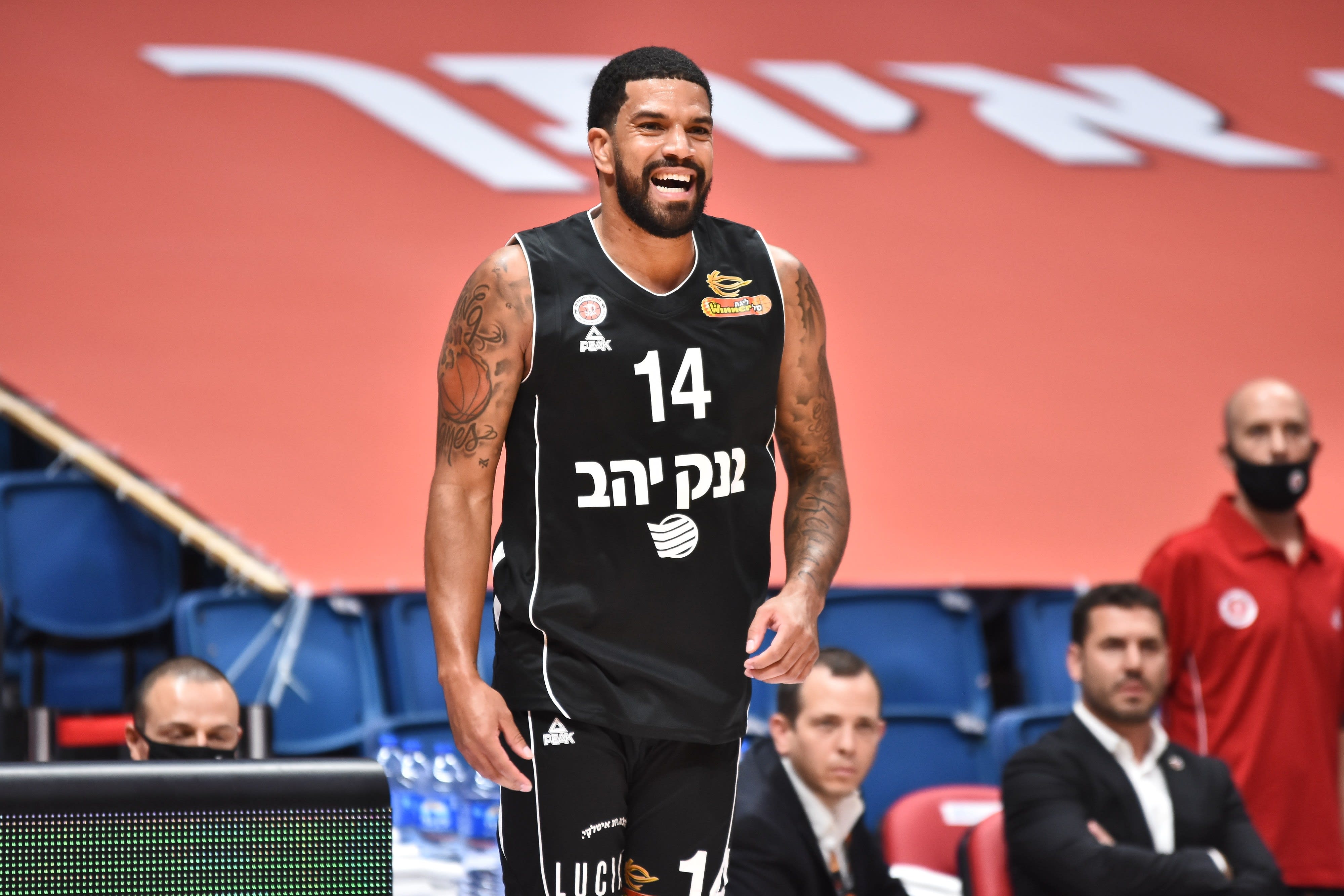 שחקן הפועל ירושלים ג'יימס פלדין