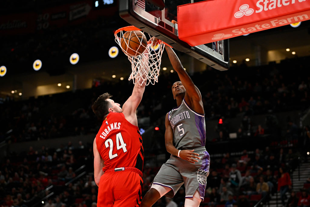 דיארון פוקס סקרמנטו מול פורטלנד