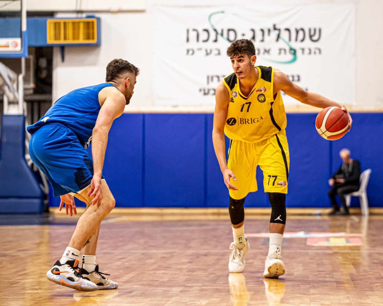 בן שרף במדי אליצור נתניה