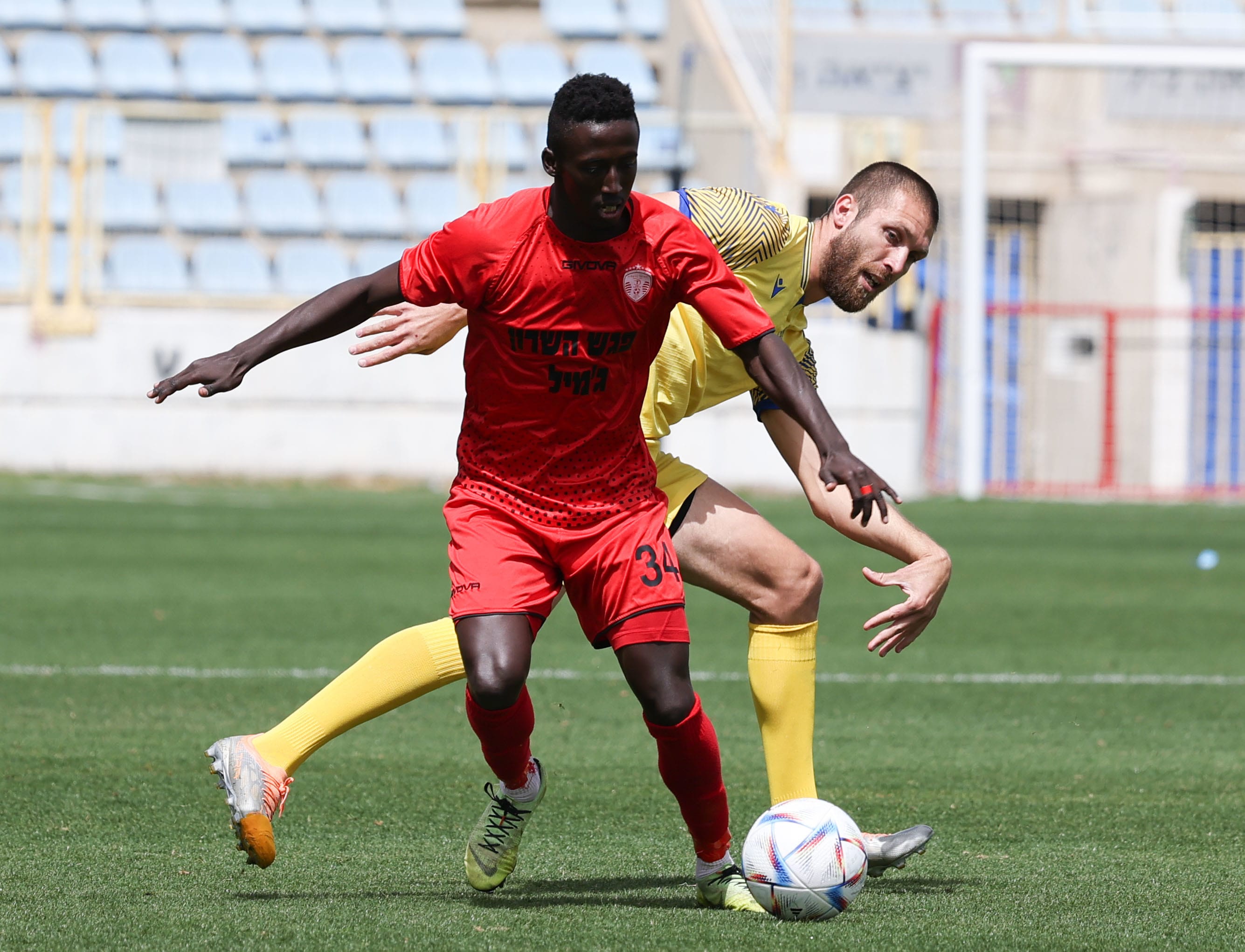 מולאט גברה, הפועל הרצליה