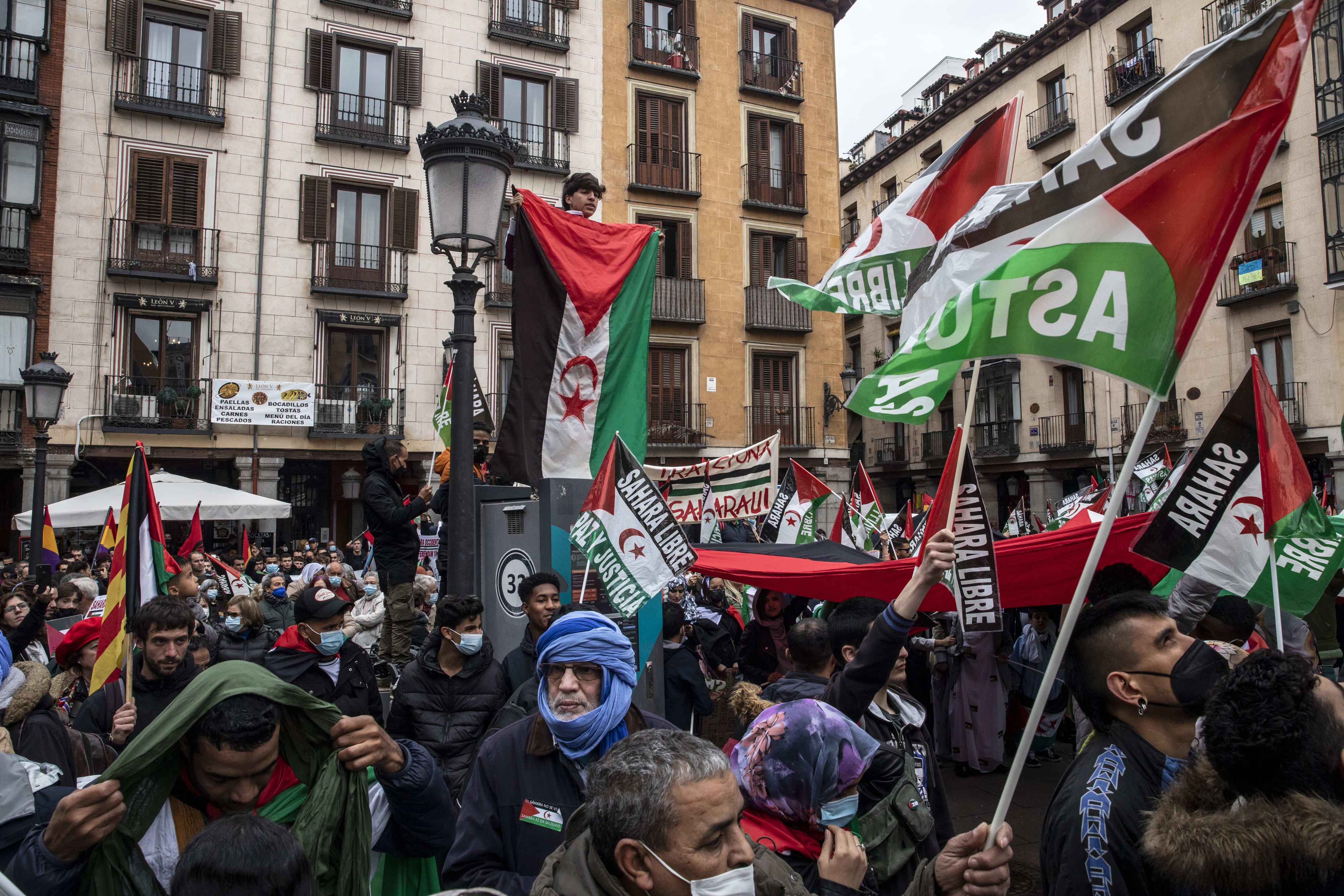 מחאות בספרד של אנשי אלג'יריה שמתנגדים להצעה של מרוקו על סיפוח סהרה