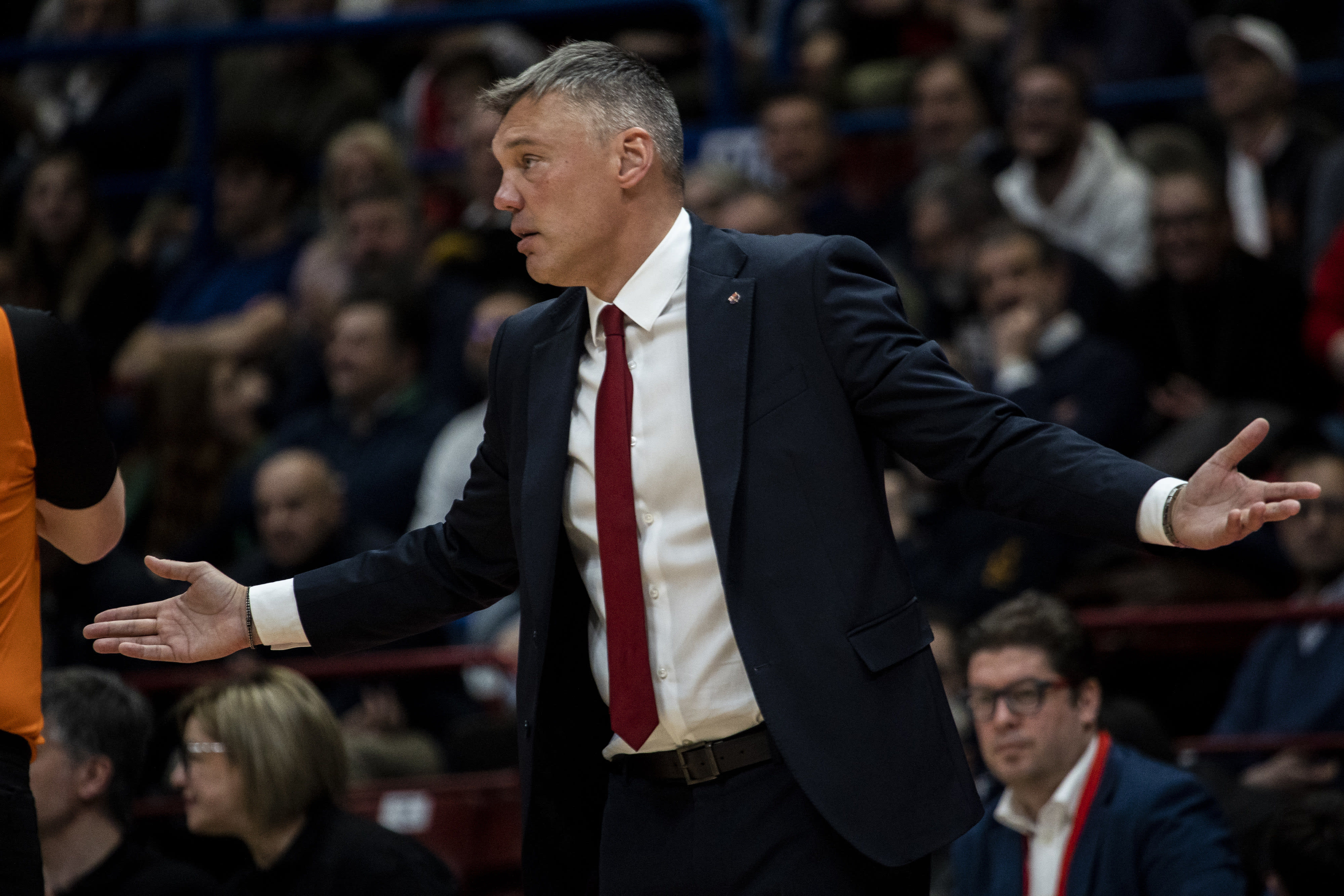 שרונאס יאסיקביצ'יוס, מאמן ברצלונה כדורסל