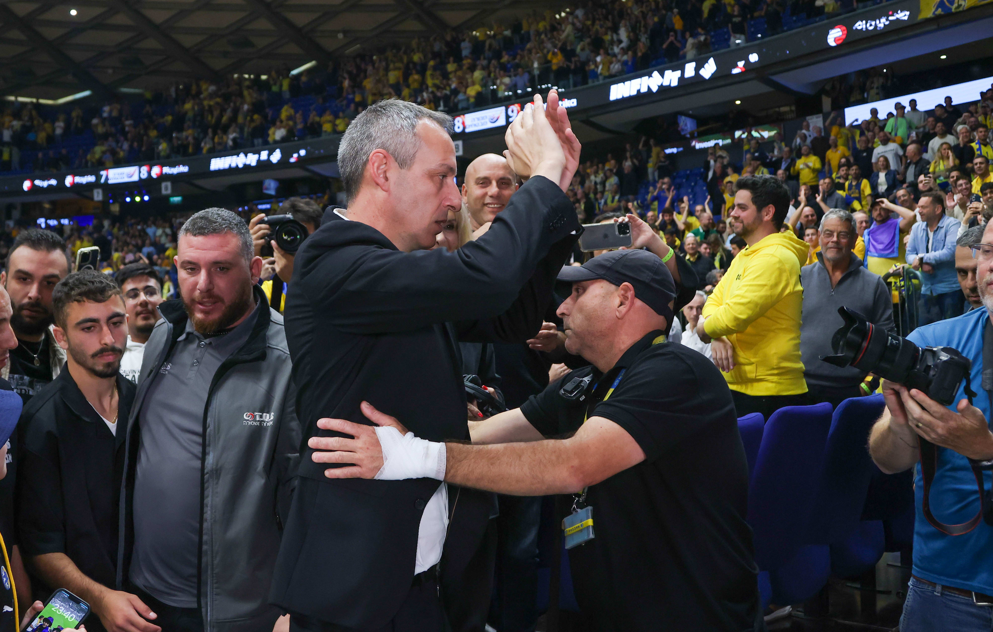 מאמן מכבי תל אביב עודד קטש