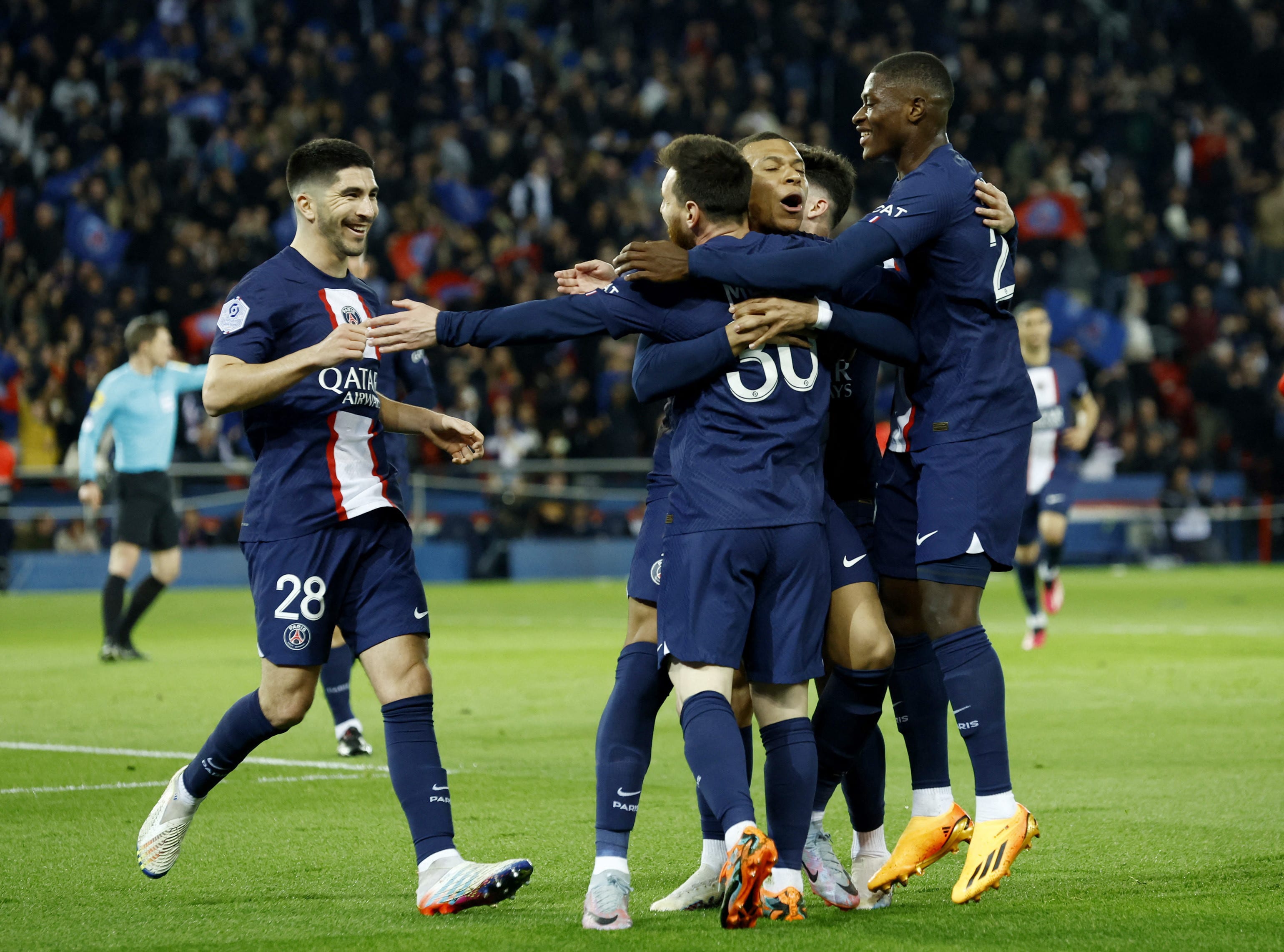 קיליאן אמבפה ליאונל מסי פריז סן ז'רמן