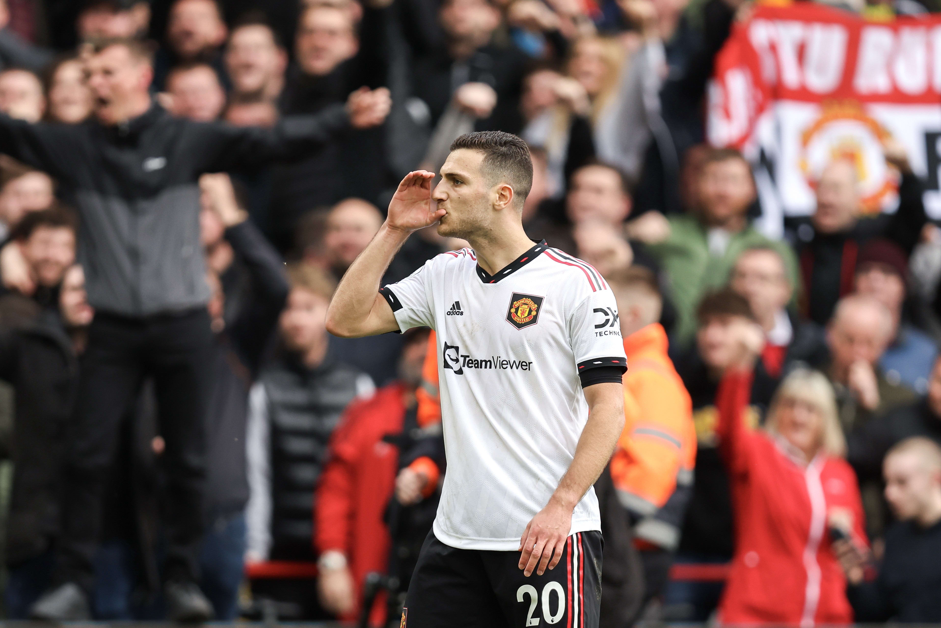 דיוגו דאלוט, שחקן מנצ'סטר יונייטד חוגג