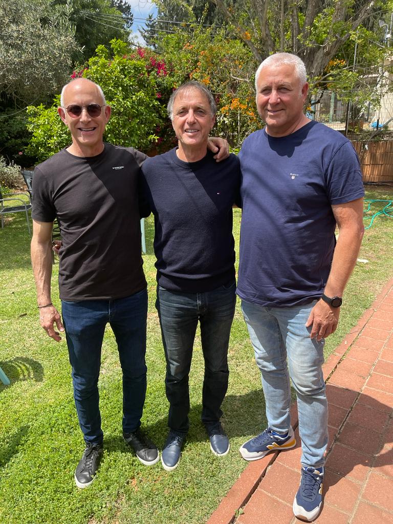 ירון פרסלני, עודד מכנס, אייל בגלייבטר