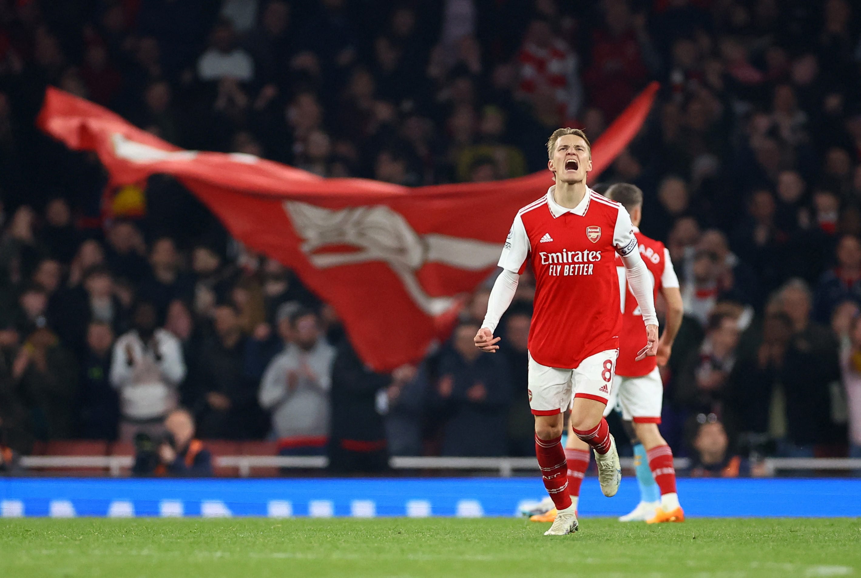 מרטין אודגור, שחקן ארסנל חוגג