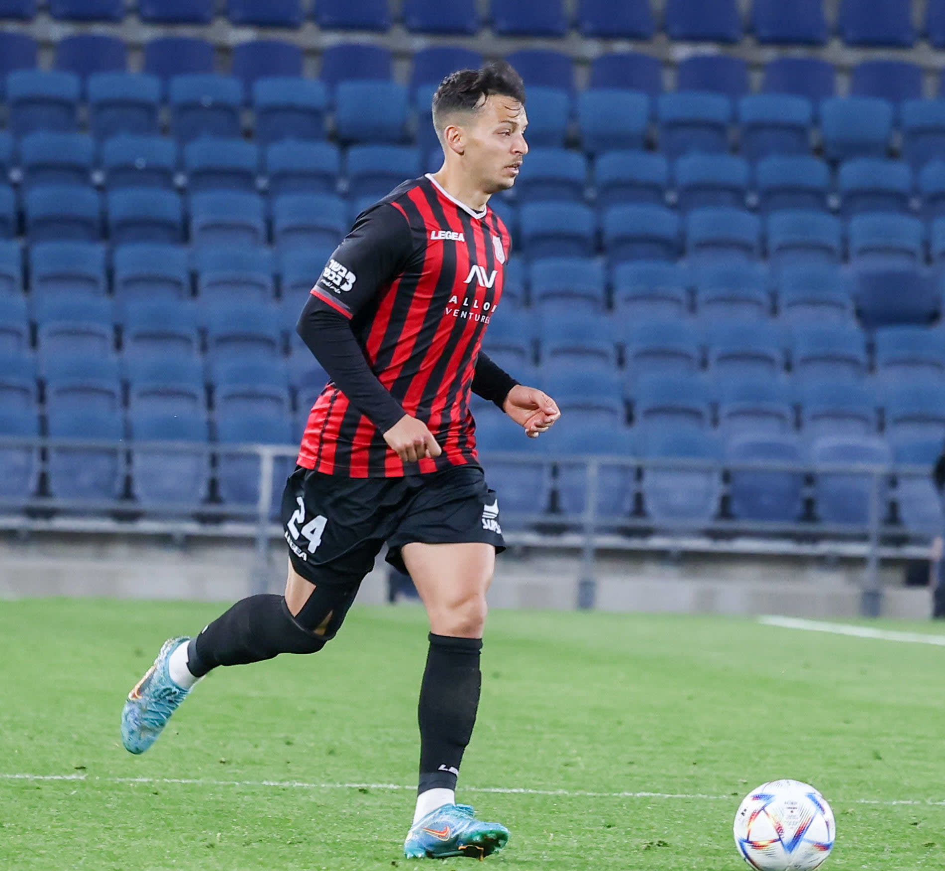 שחקן הפועל ירושלים גיא בדש