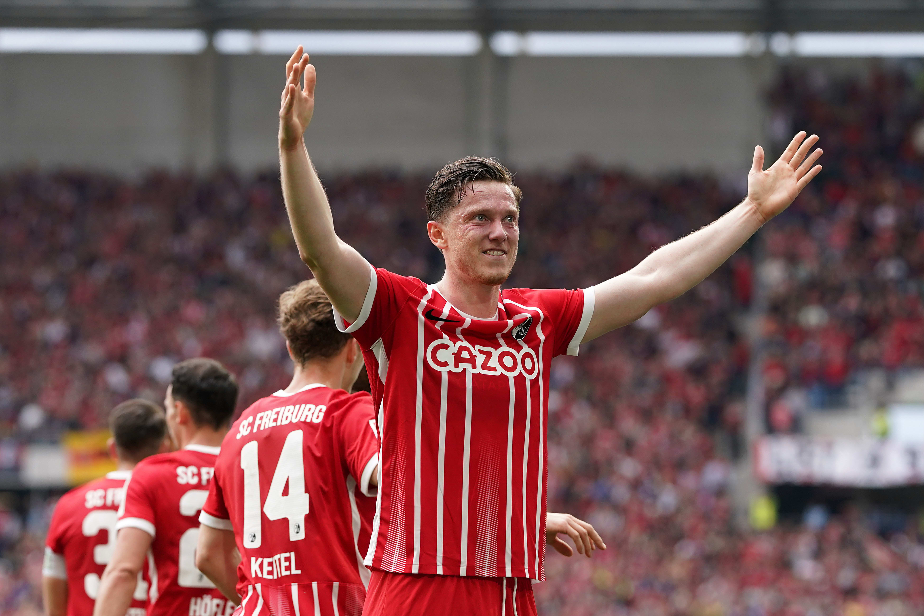 מיכאל גרגוריטש שחקן פרייבורג חוגג שער