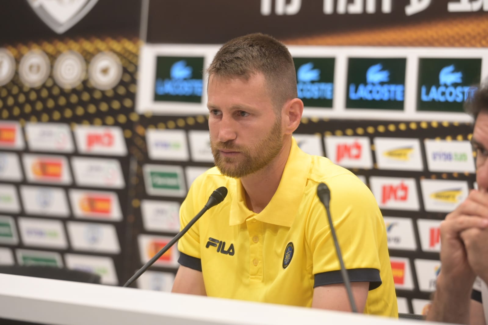 שרן ייני, קפטן מכבי תל אביב לפני חצי גמר גביע המדינה