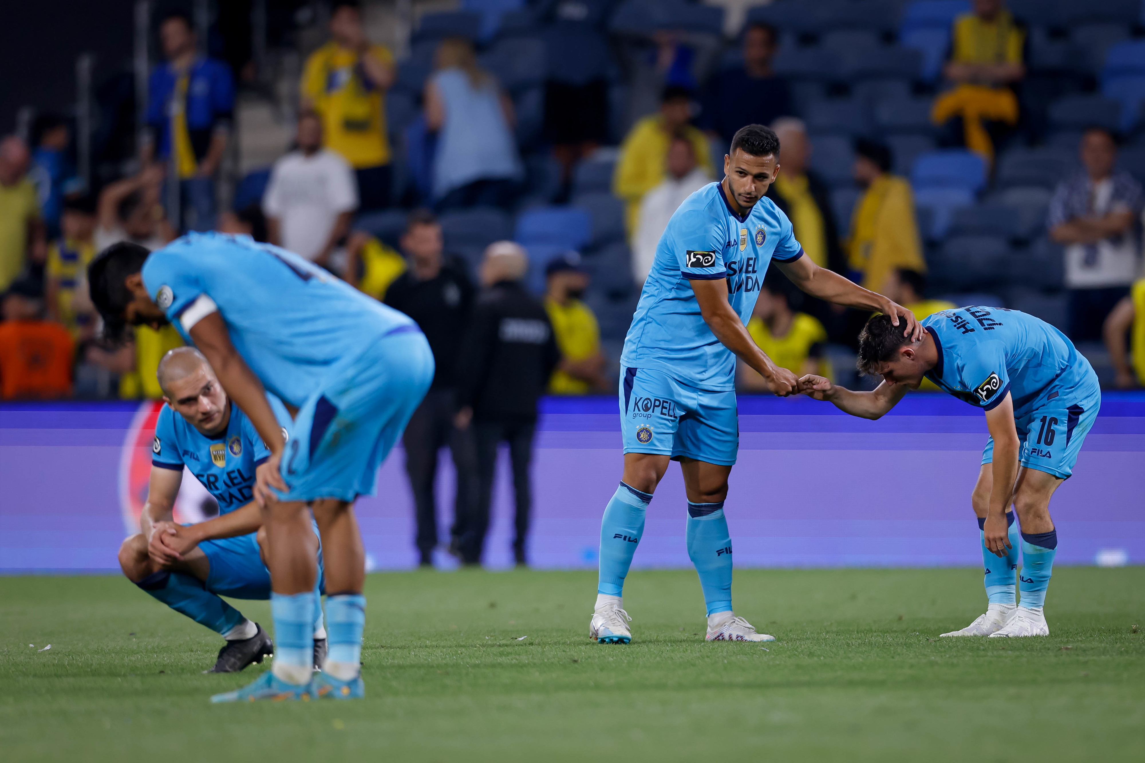 שחקני מכבי תל אביב מאוכזבים