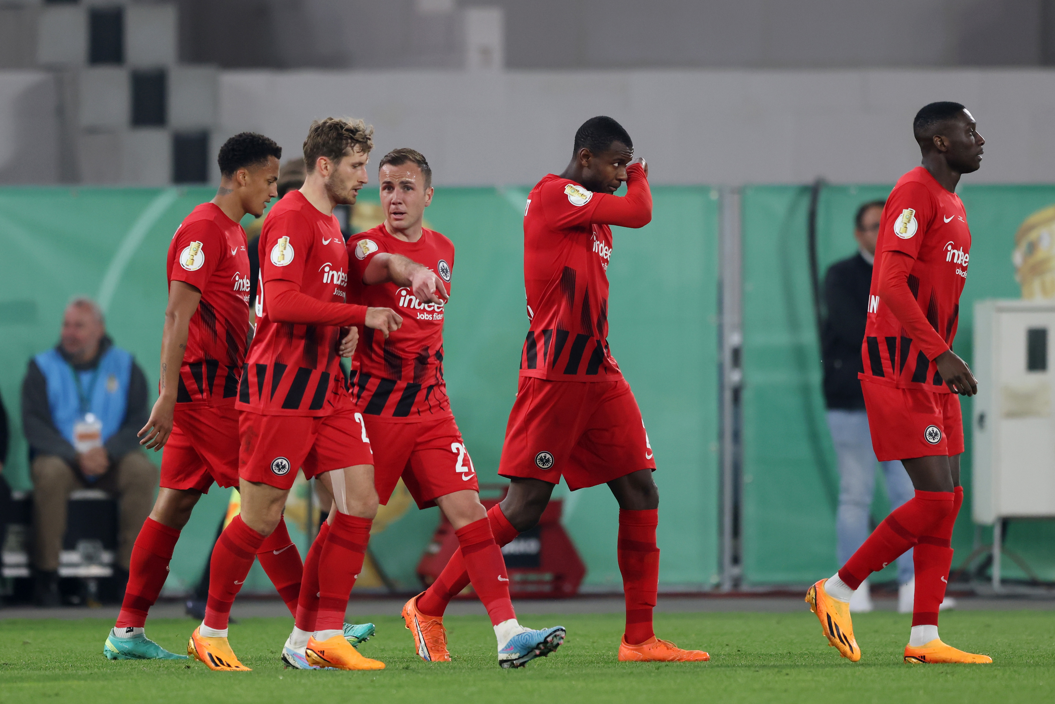 שחקני איינטרכט פרנקפורט חוגגים