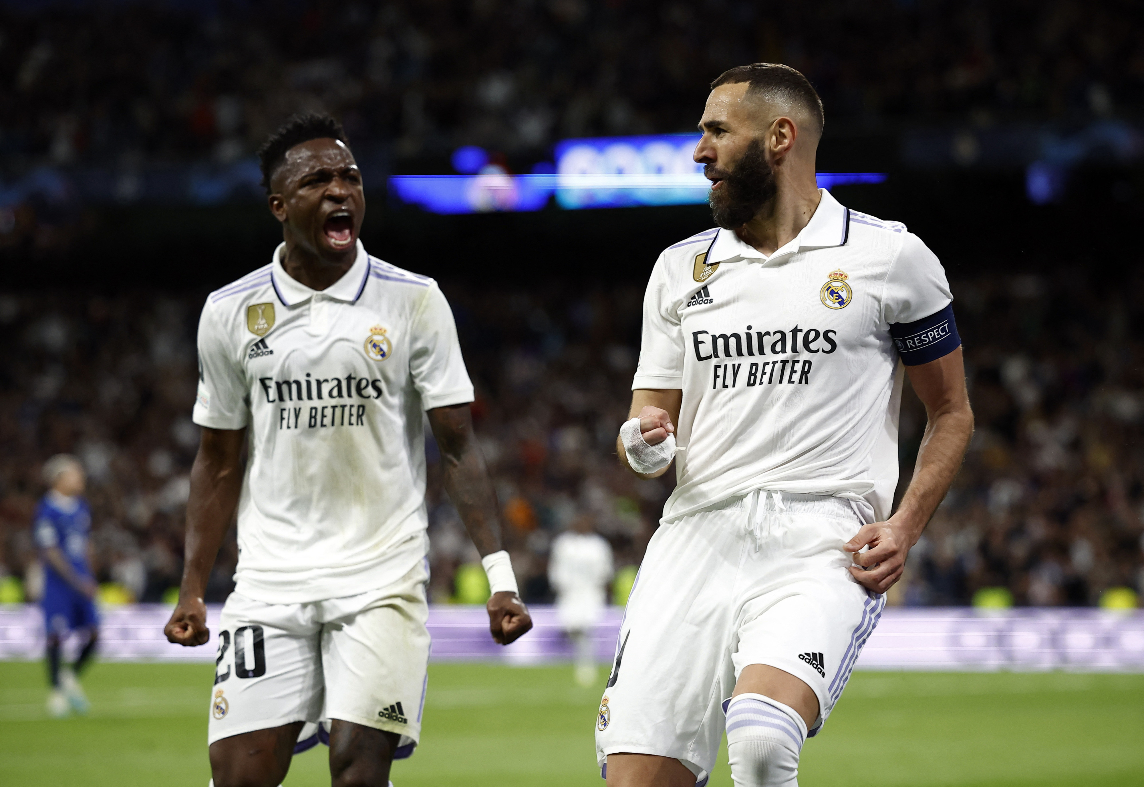 קארים בנזמה לצד ויניסיוס ריאל מדריד