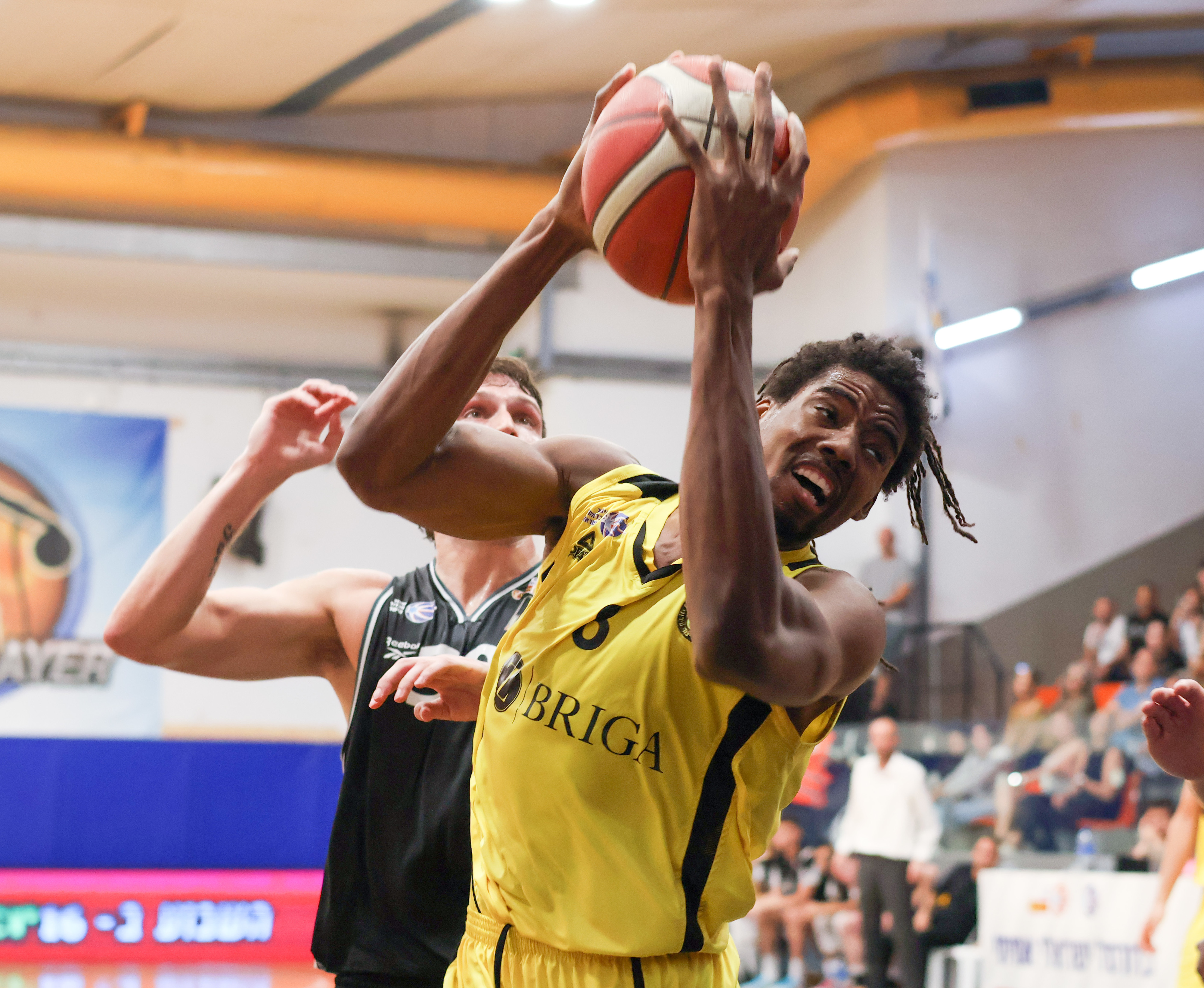 שחקן אליצור נתניה, אל וואחיד אמינו