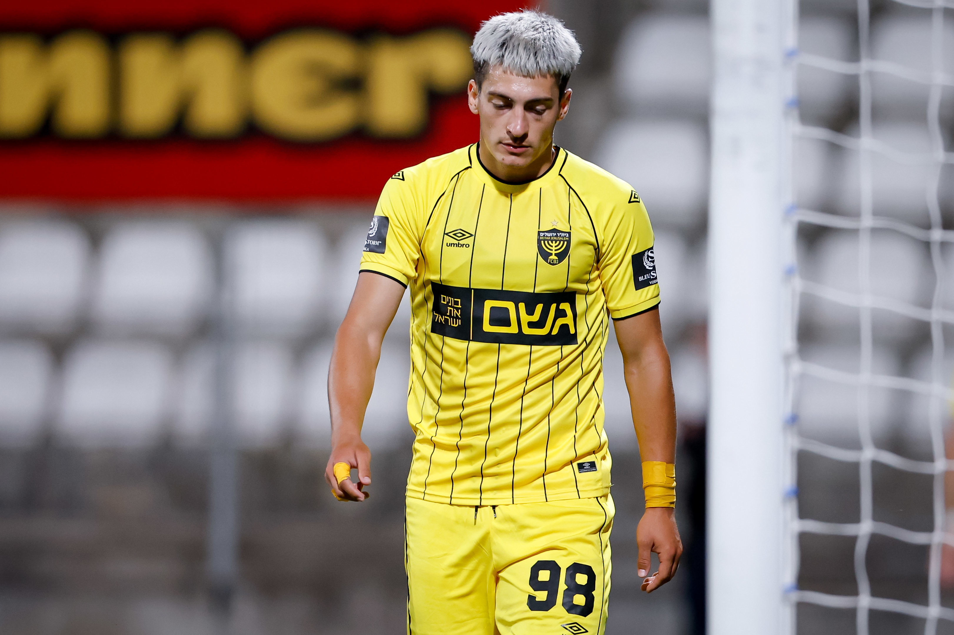 יון ניקולאסקו שחקן בית"ר ירושלים מאוכזב