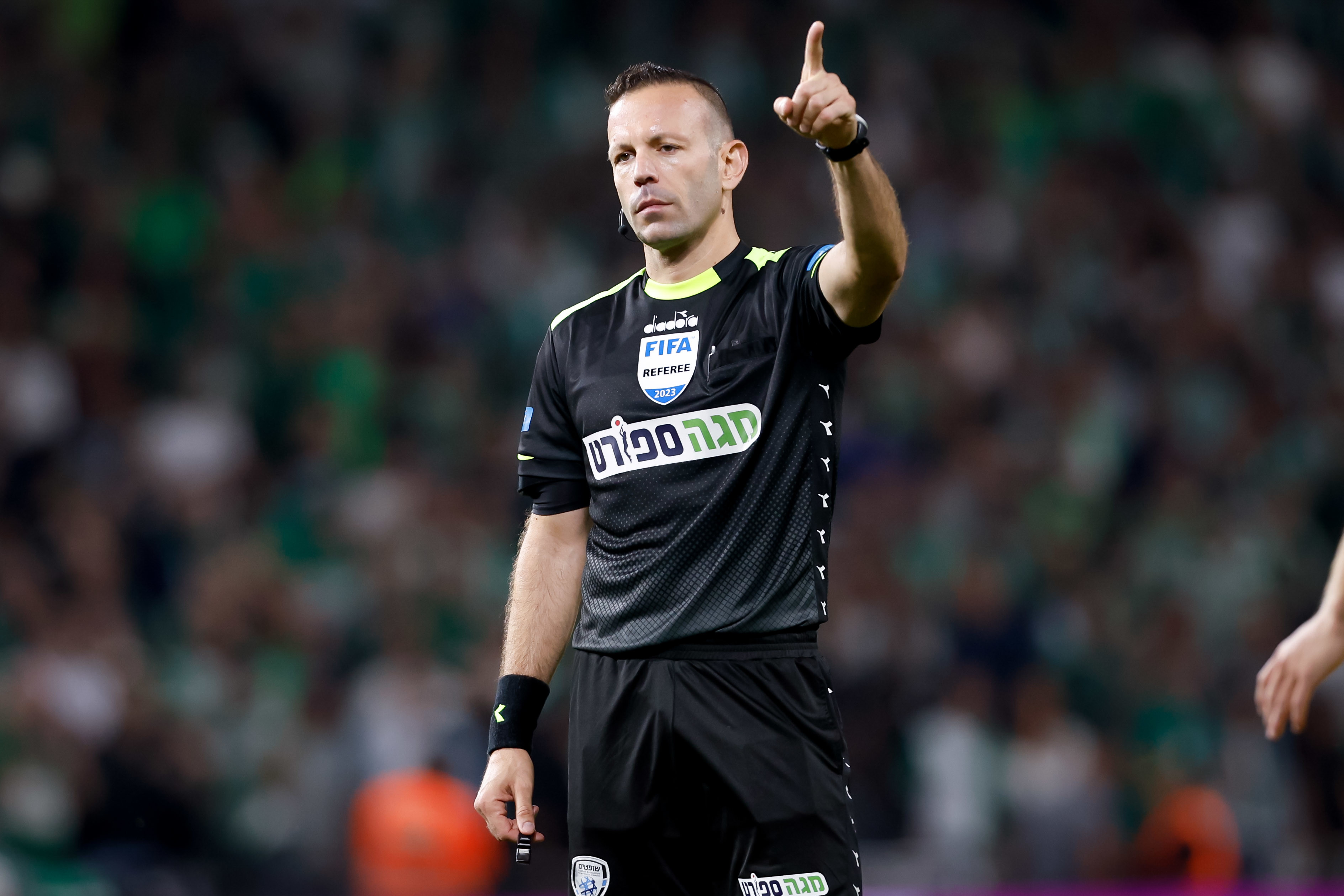 אוראל גרינפלד שופט כדורגל