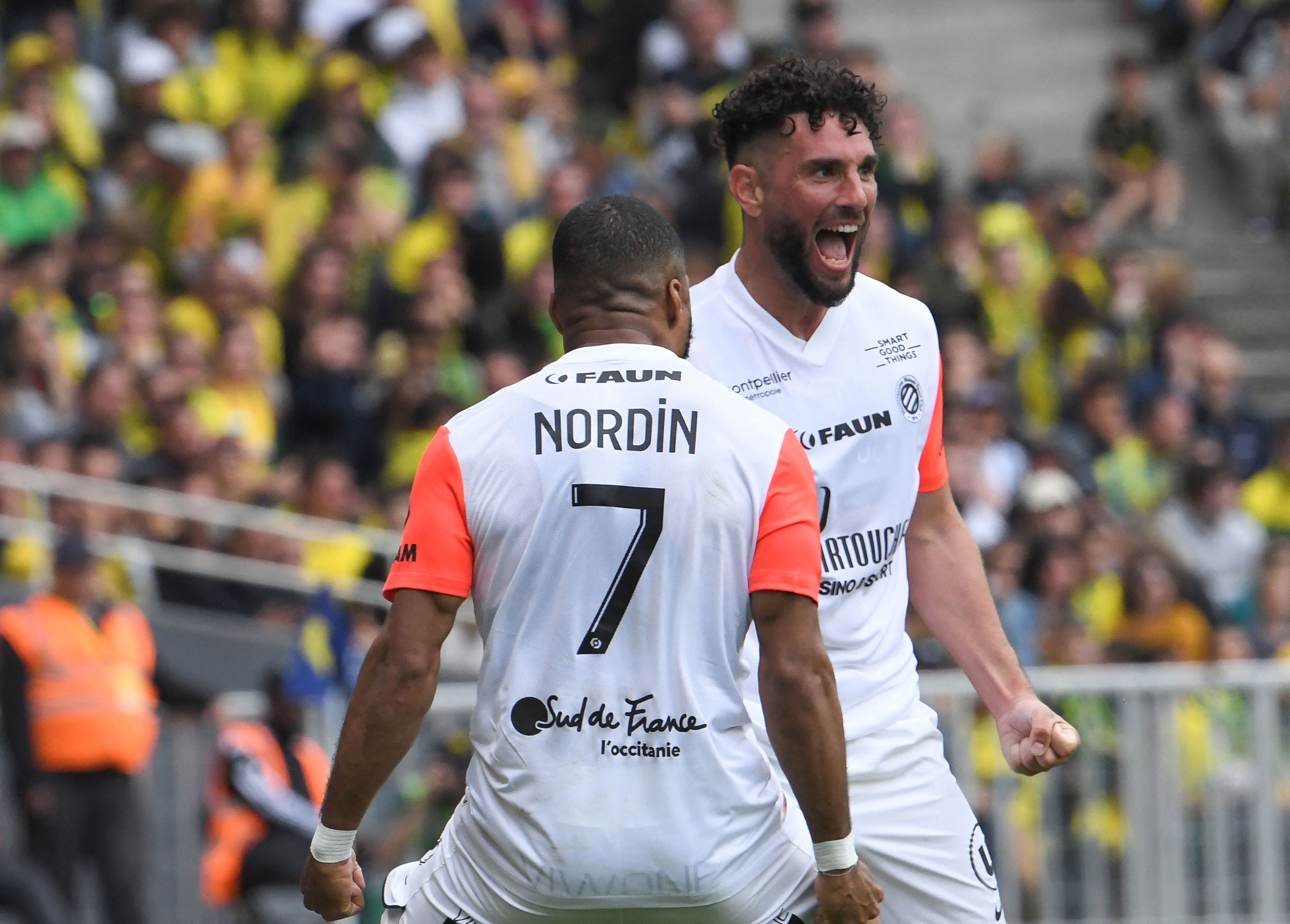 ז'ורדן פרי שחקן מונפלייה חוגג שער