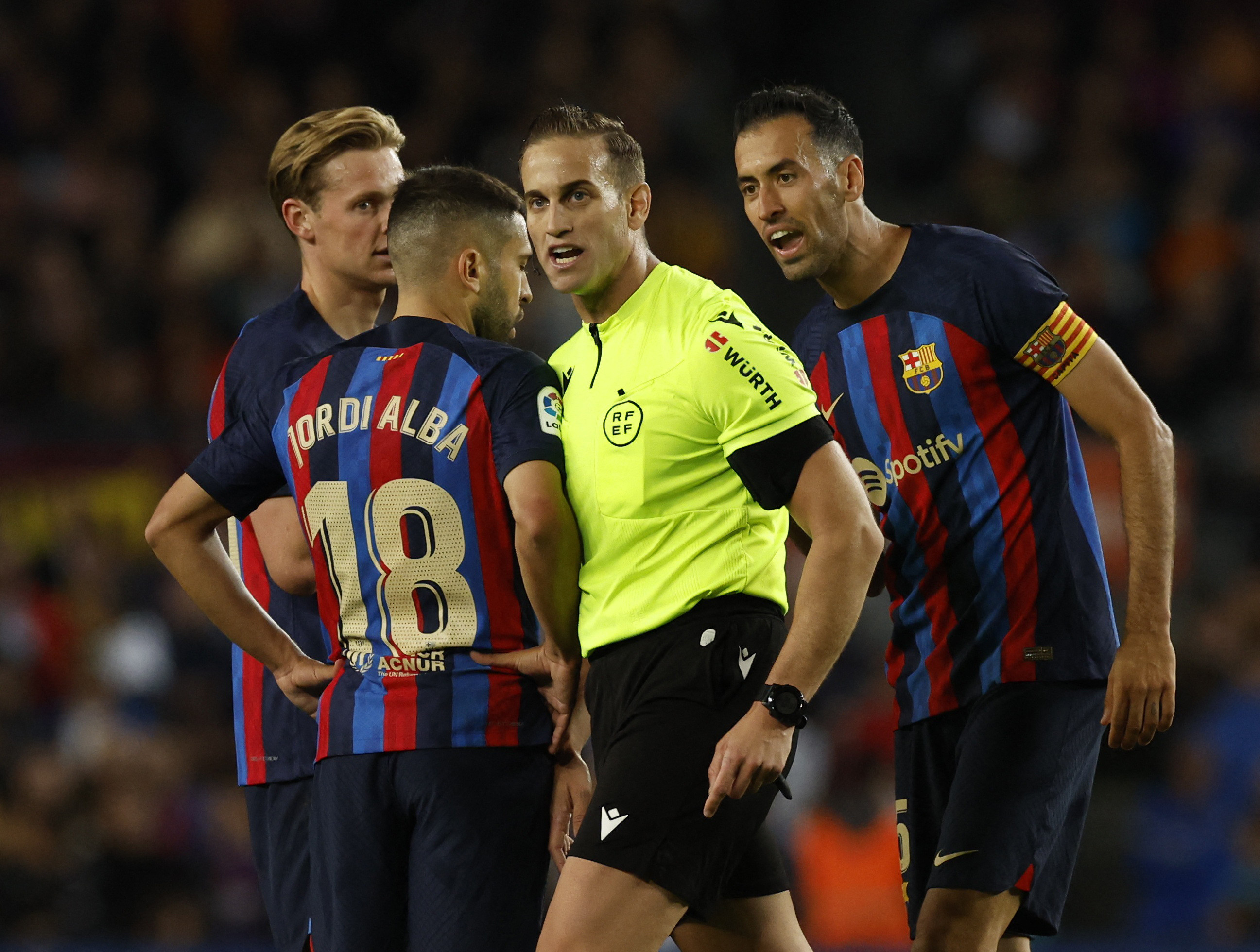 סרג'יו בוסקטס ג'ורדי אלבה ברצלונה