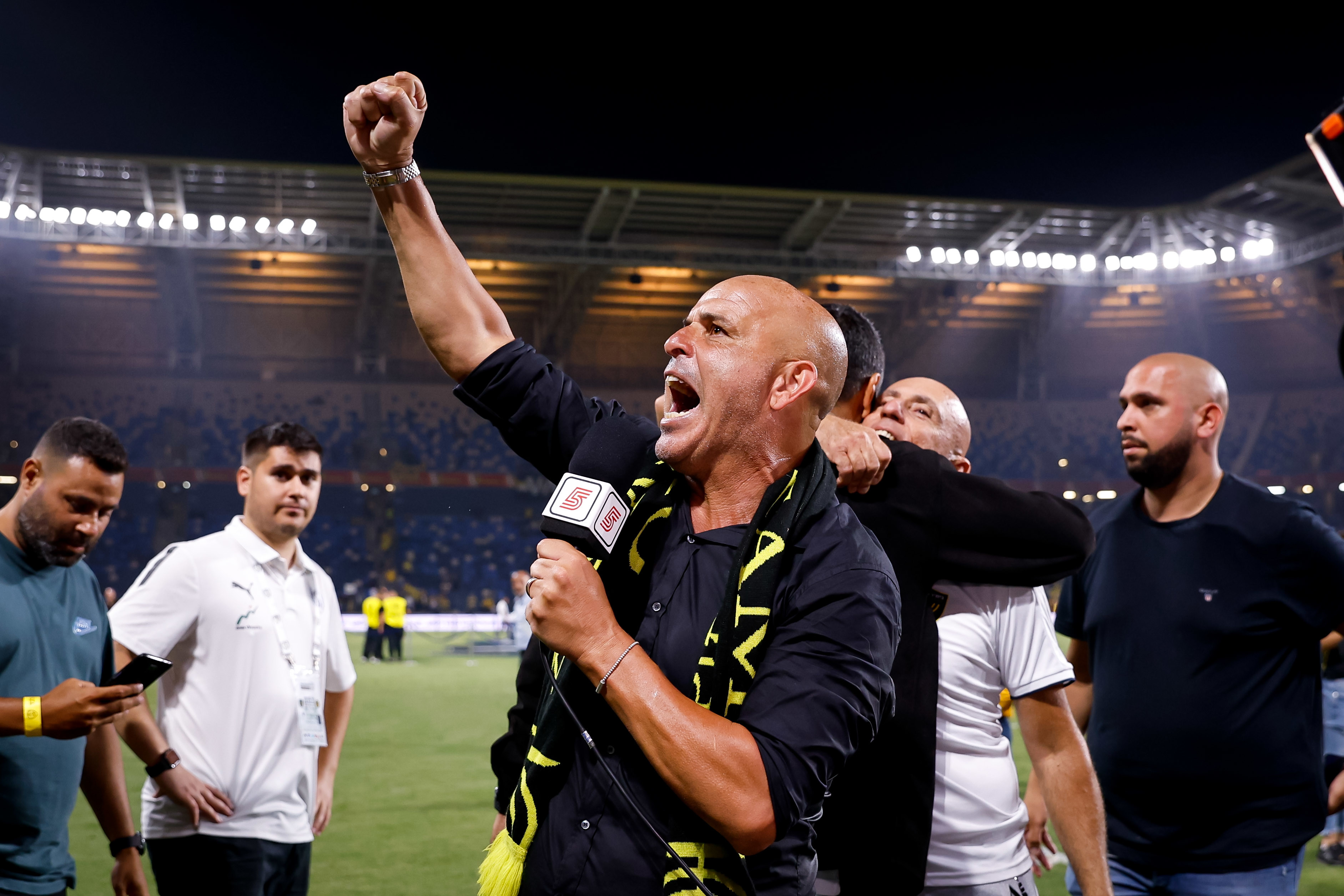 יוסי אבוקסיס, מאמן בית"ר ירושלים