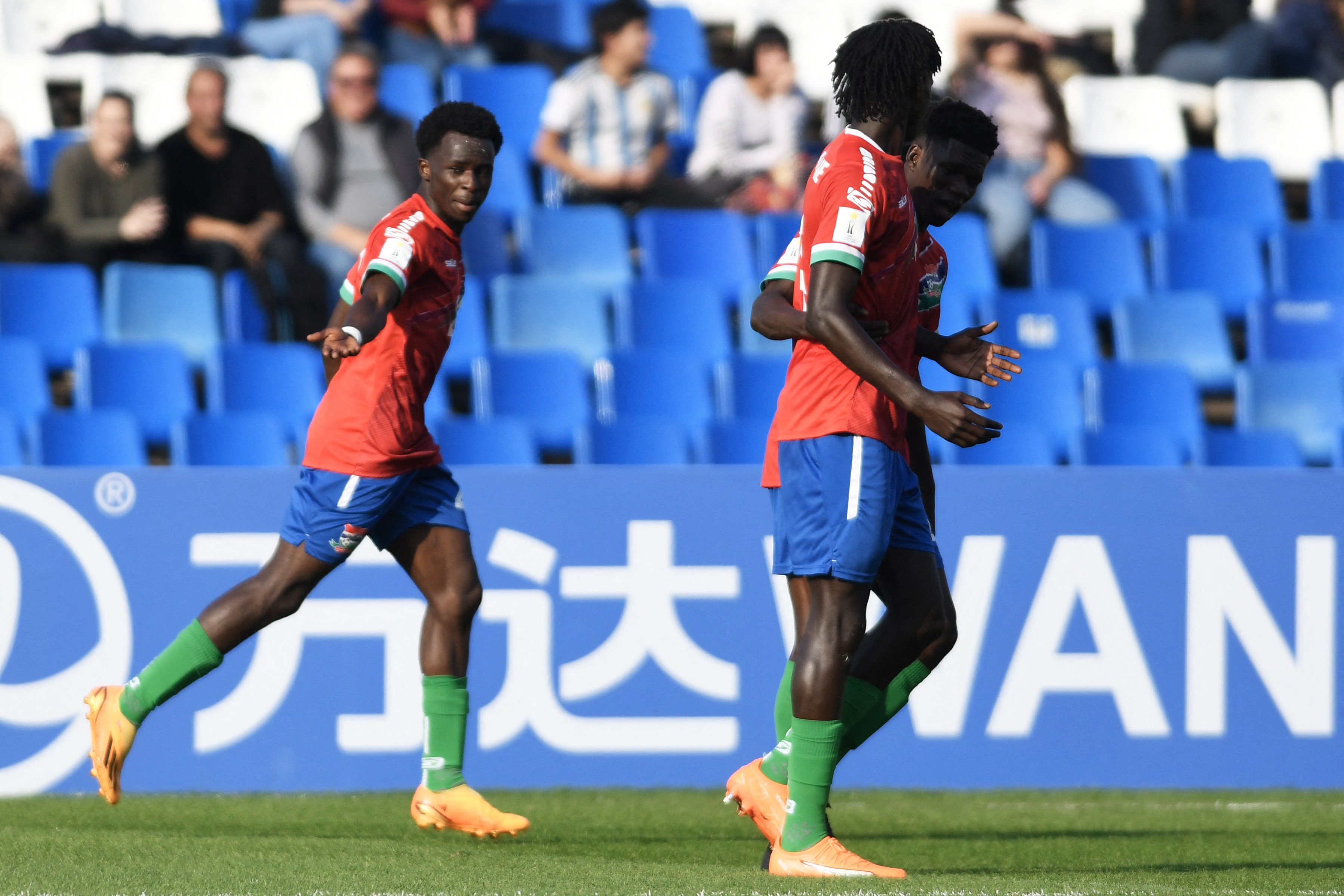 מאמין סניאנג, נבחרת הנוער של גמביה