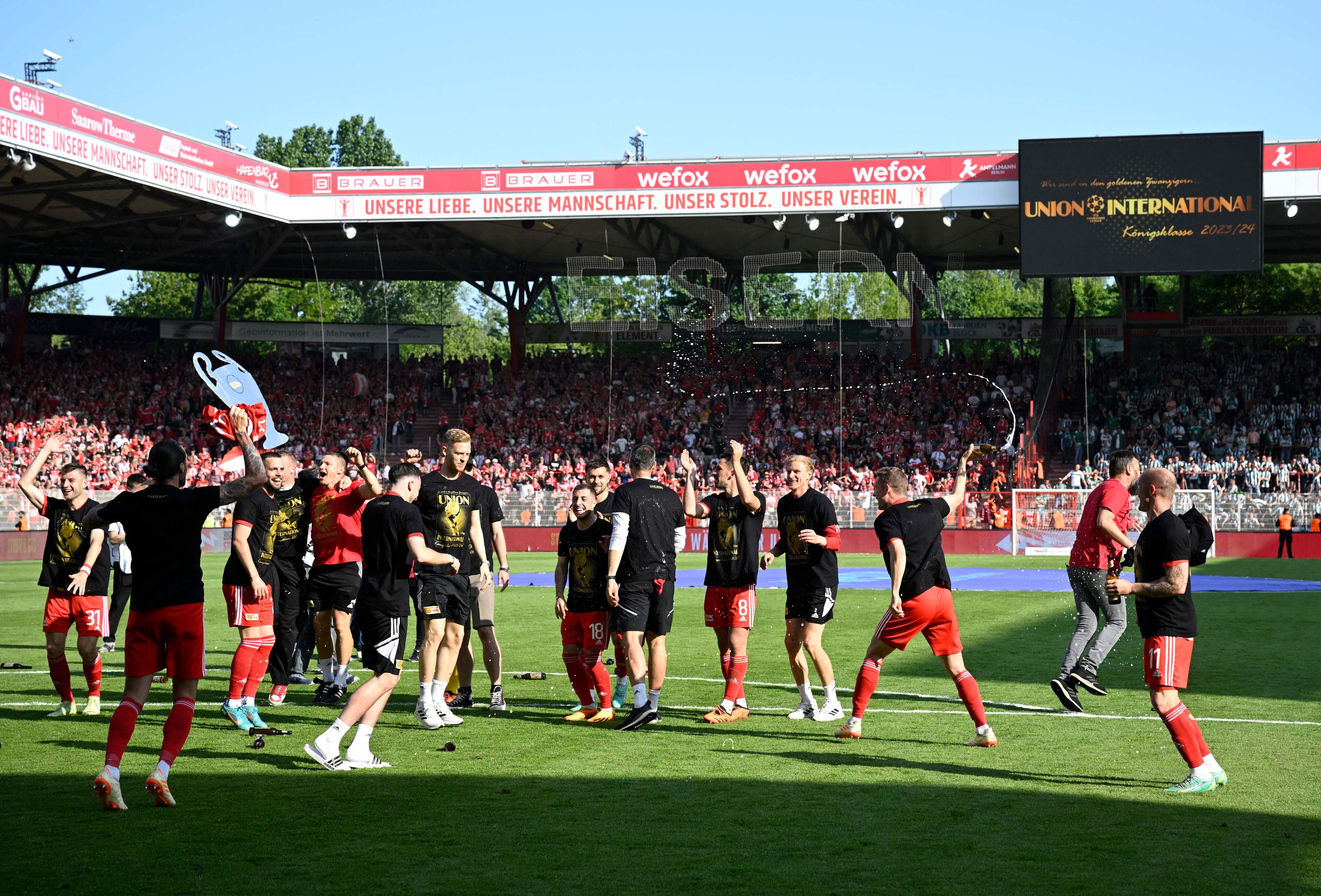 שחקני אוניון ברלין חוגגים
