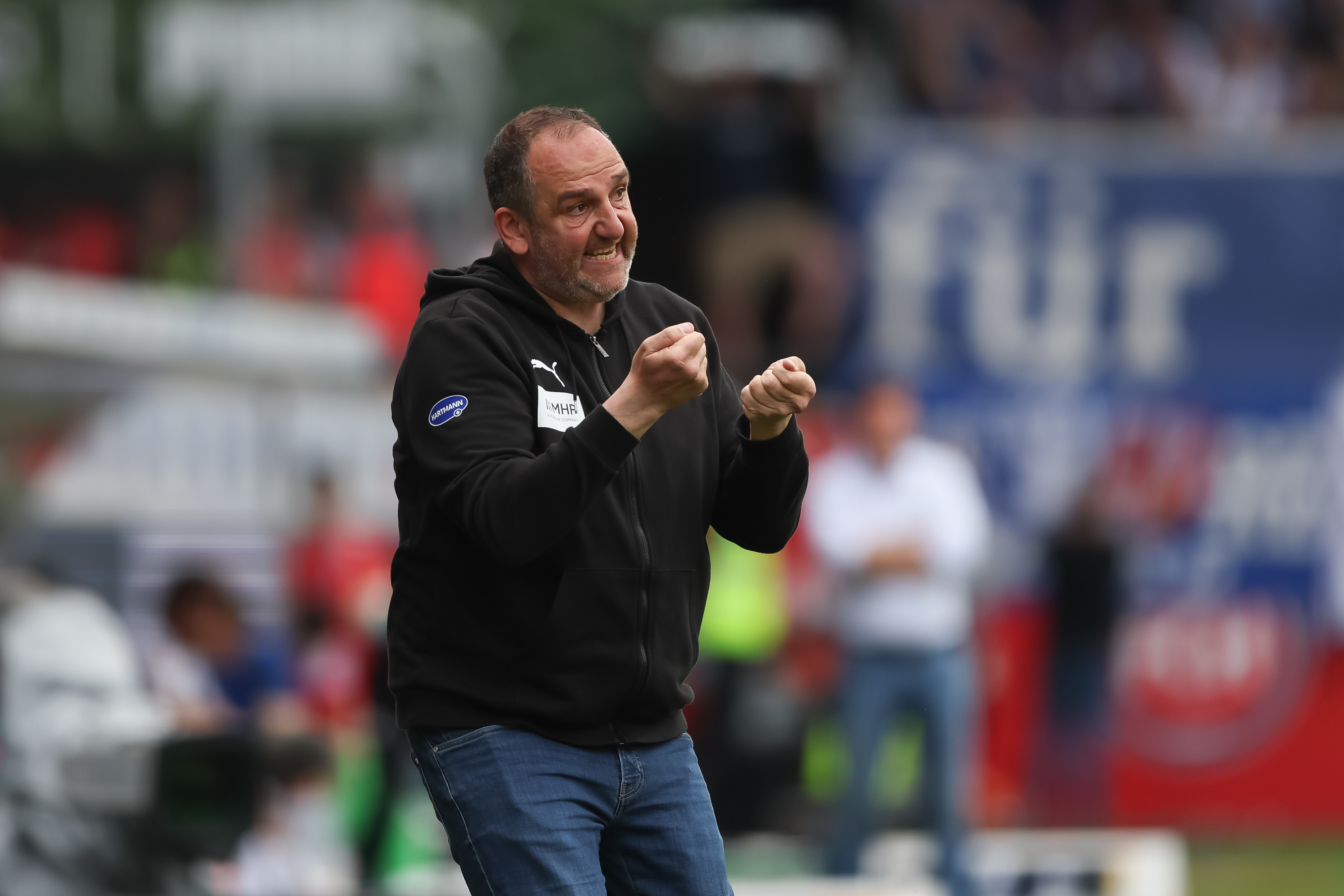 פרנק שמידט מאמן היידנהיים