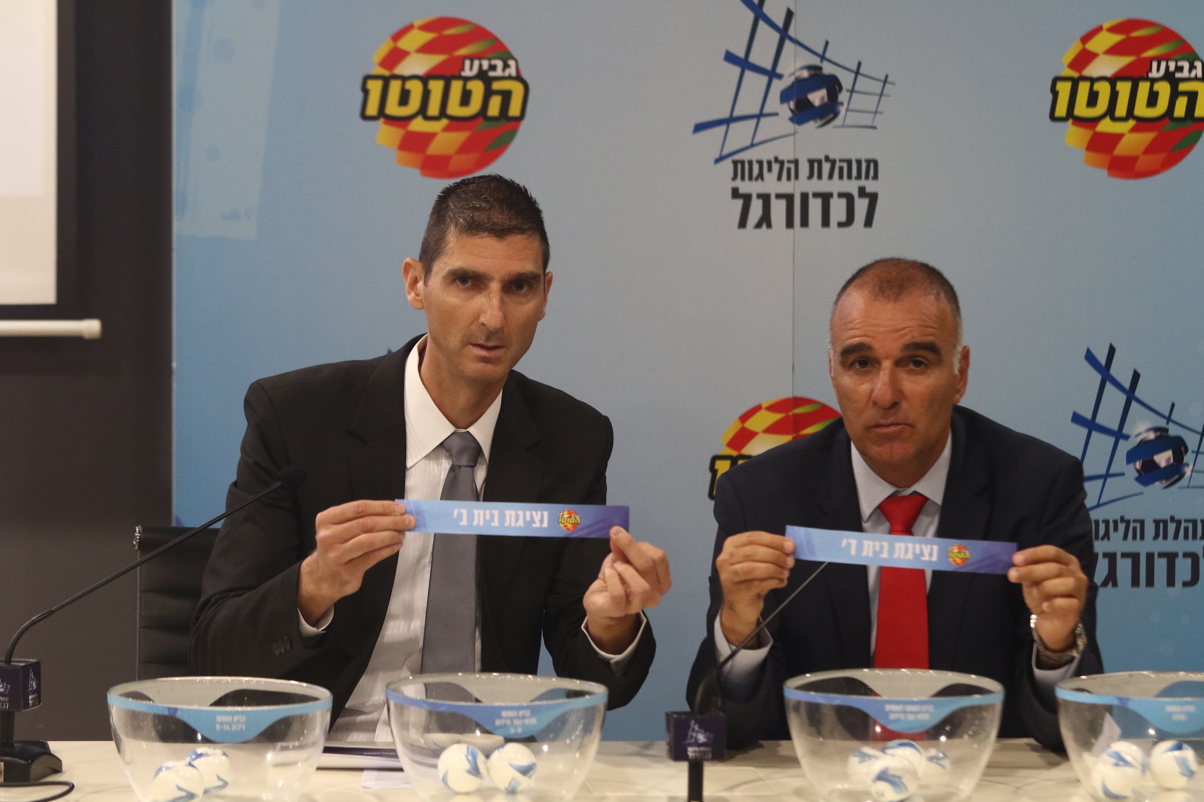 ארז כלפון יושב ראש מנהלת ליגת העל עם ניר ינקלביץ'