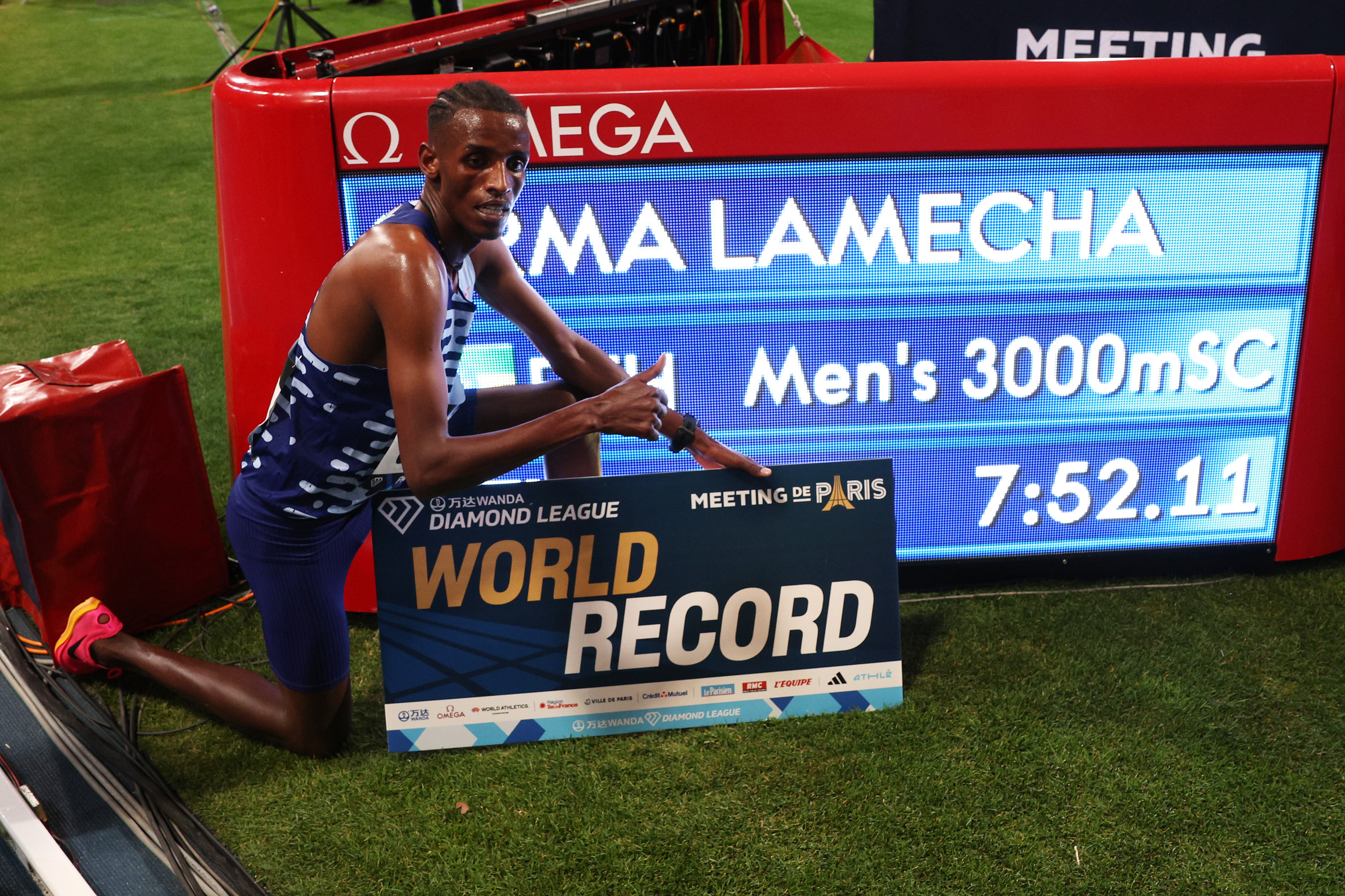 לאמצ'ה גירמה שיא עולם 3,000 מכשולים
