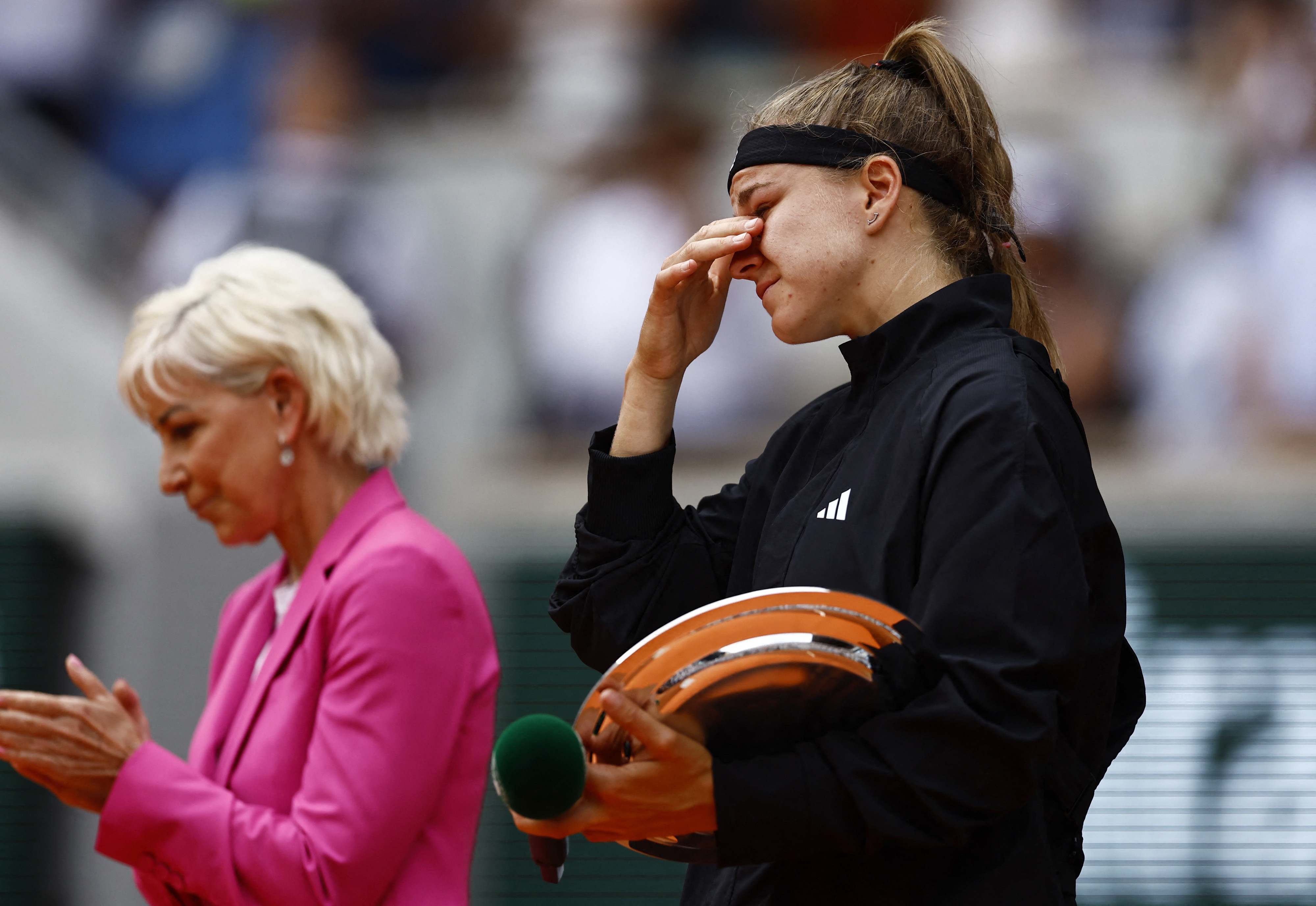 קרולינה מוחובה טניסאית צ'כית בוכה אחרי גמר רולאן גארוס 2023