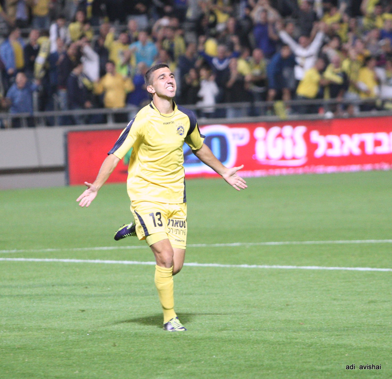 דאבור בצהוב. יחזור לחגוג במכבי?