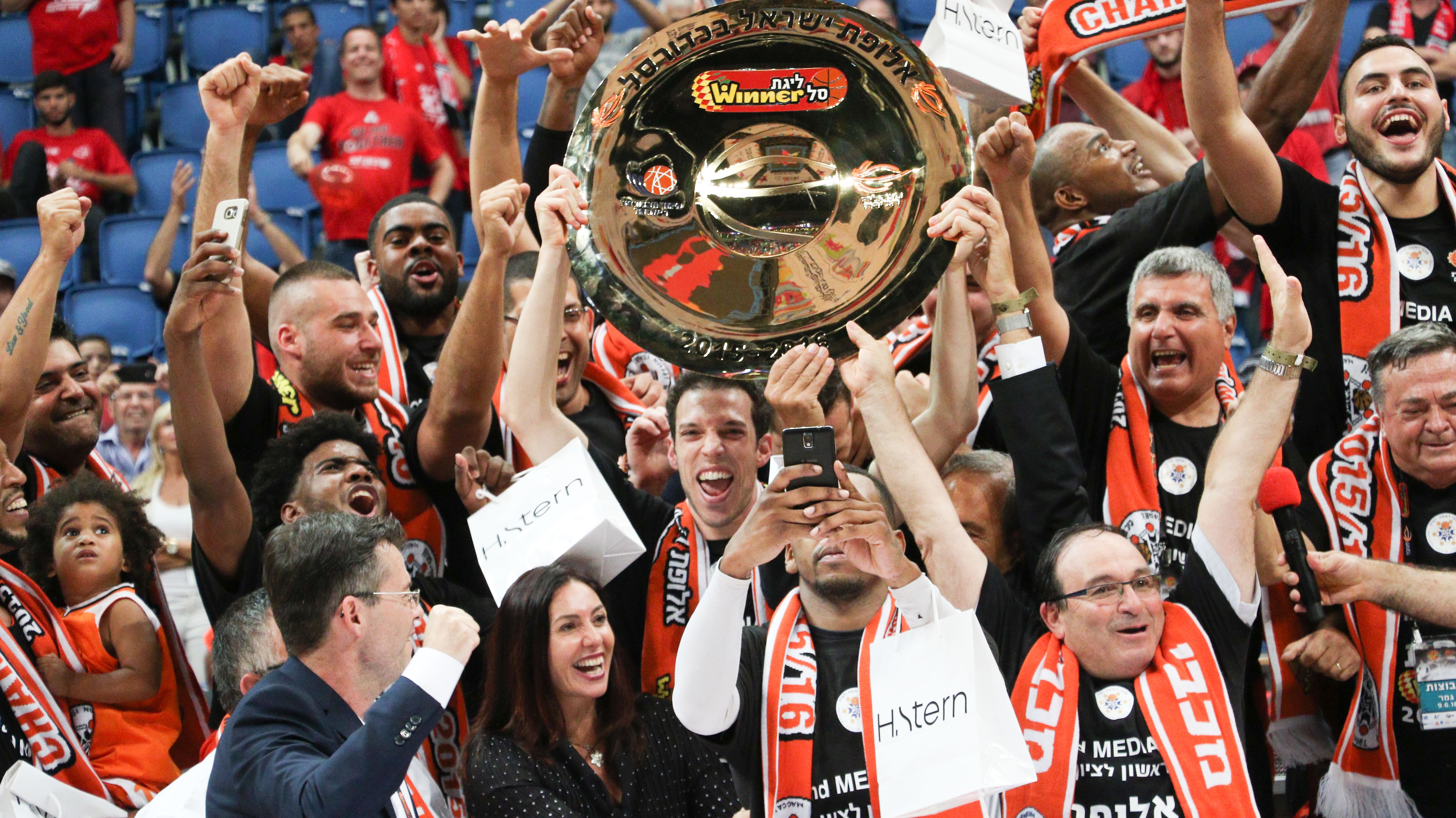 שיכורים ולא מיין