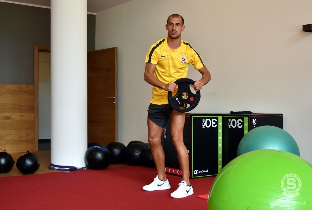 טל בן חיים (ספרטה פראג, האתר הרשמי)