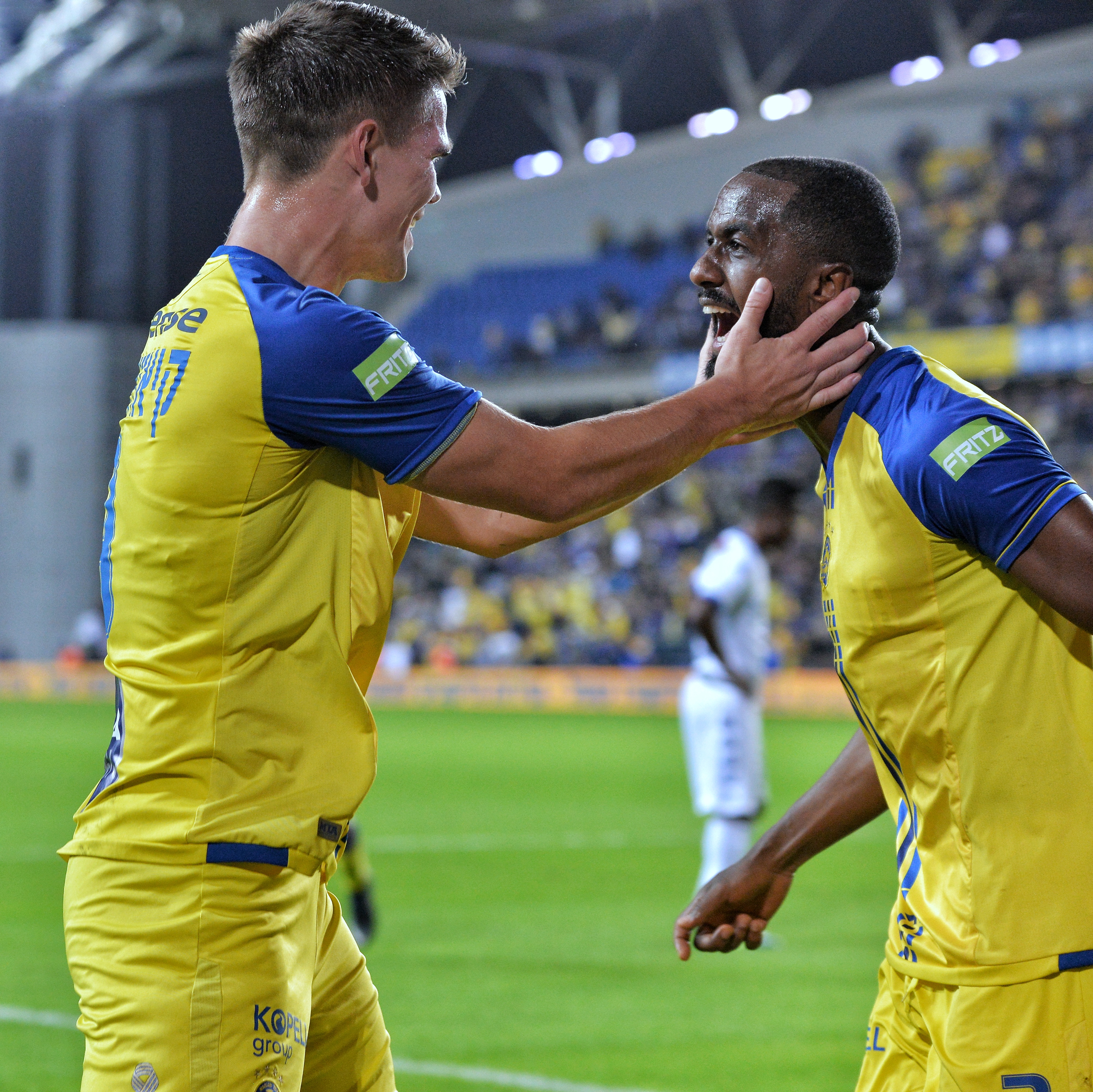 וידאר קיארטנסון עם אלי דסה