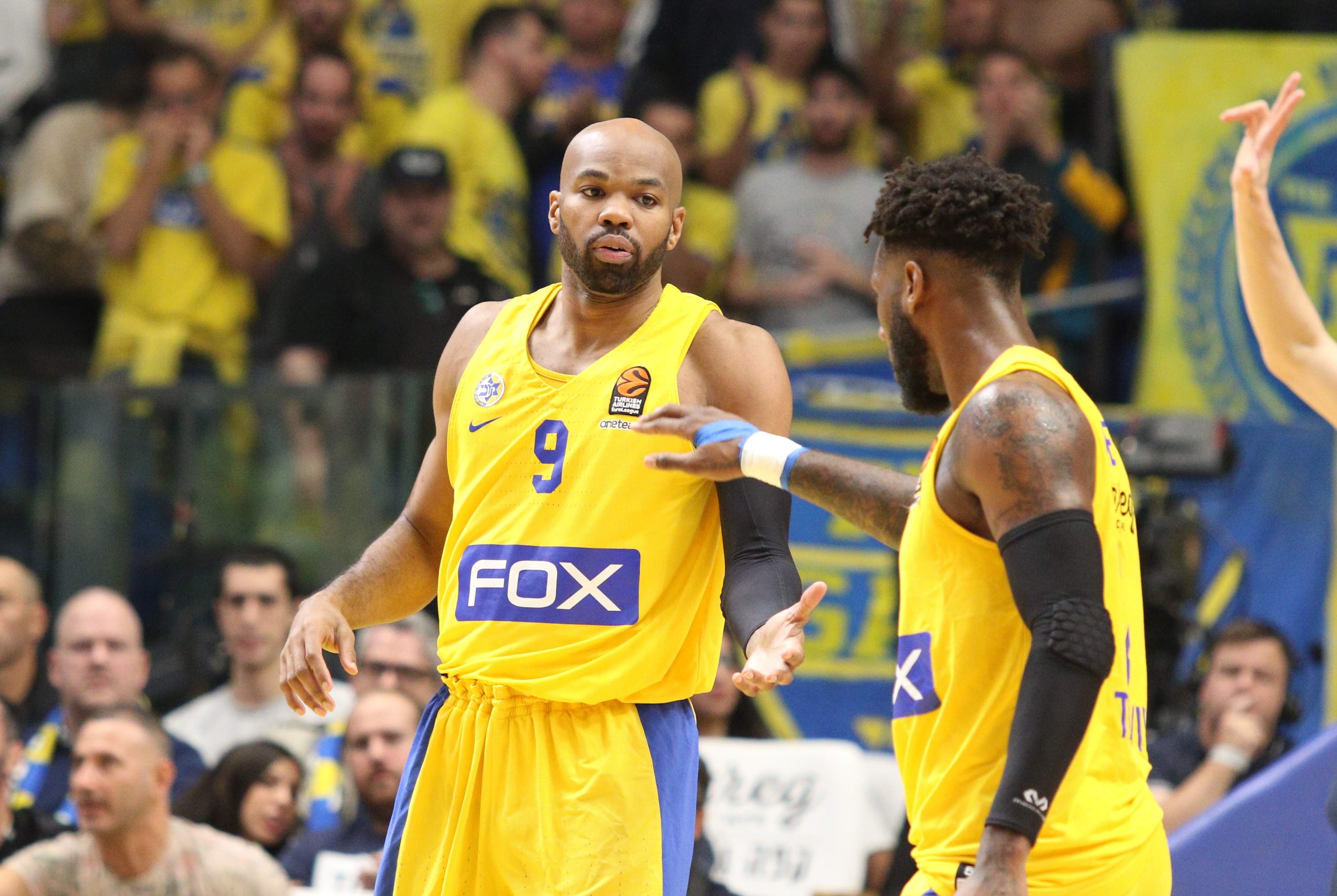 אלכס טיוס, דיאנדרה קיין