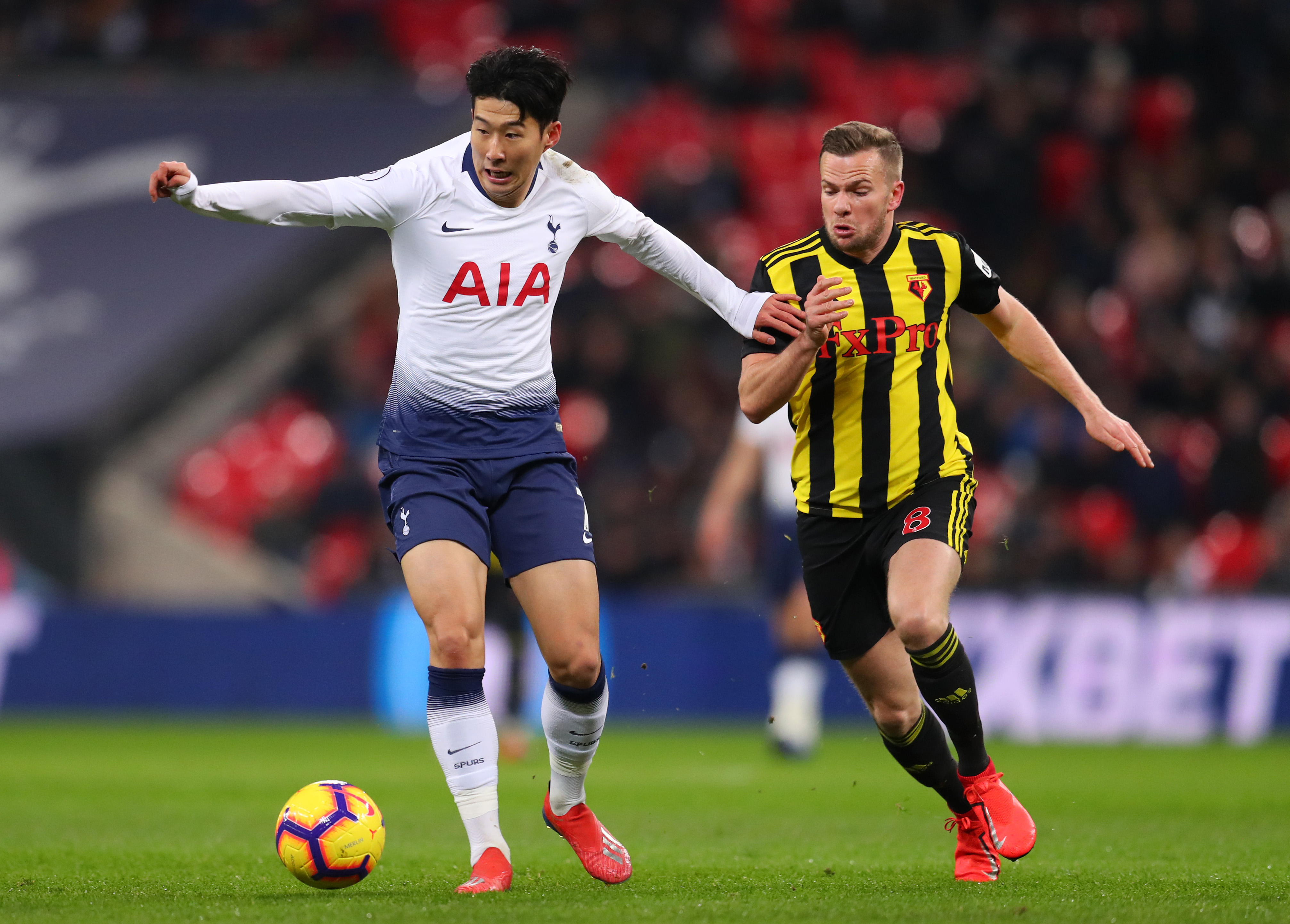 יונג מין סון עם טום קלברלי