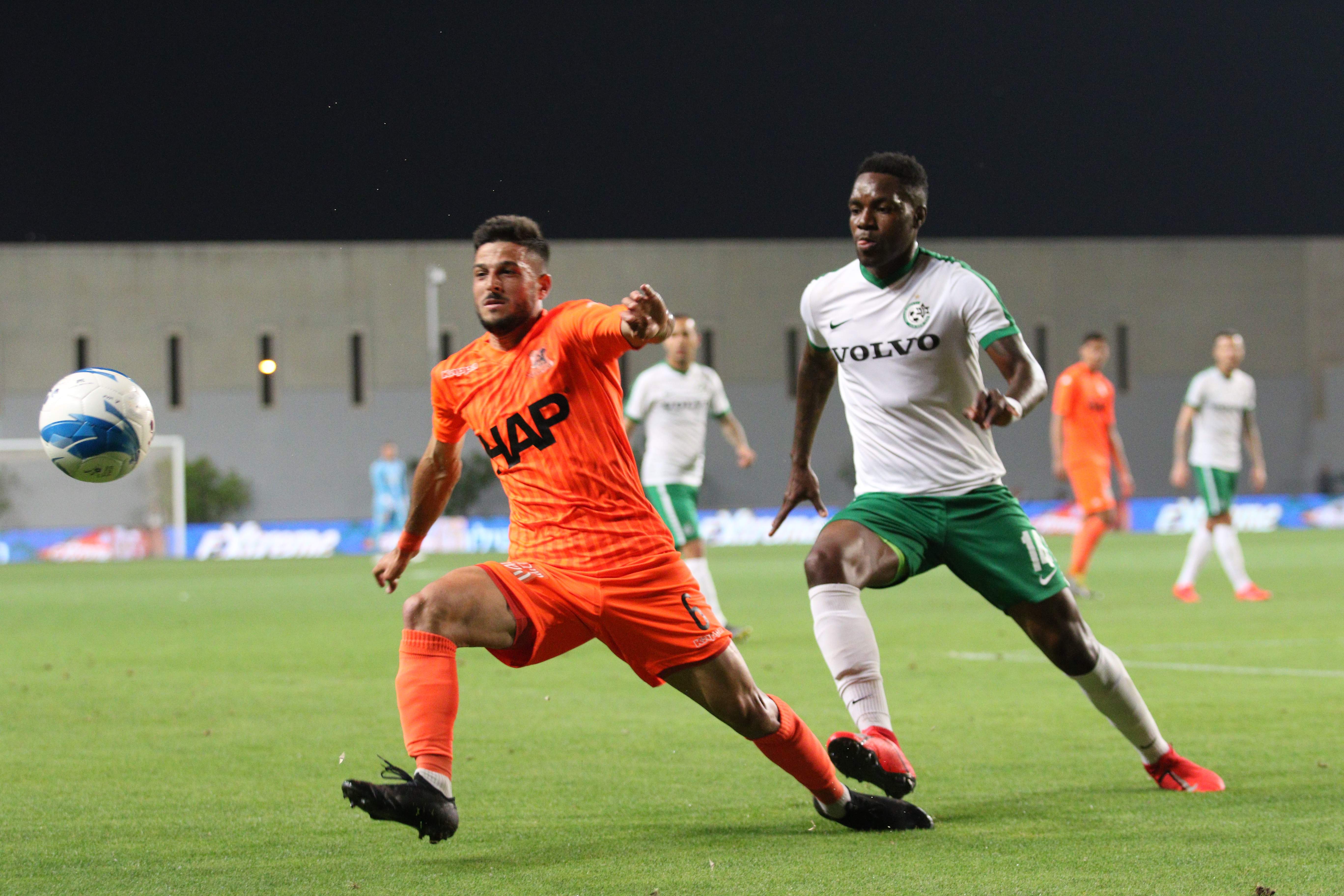 יובל אשכנזי, ג'ורג' מנדז'ק