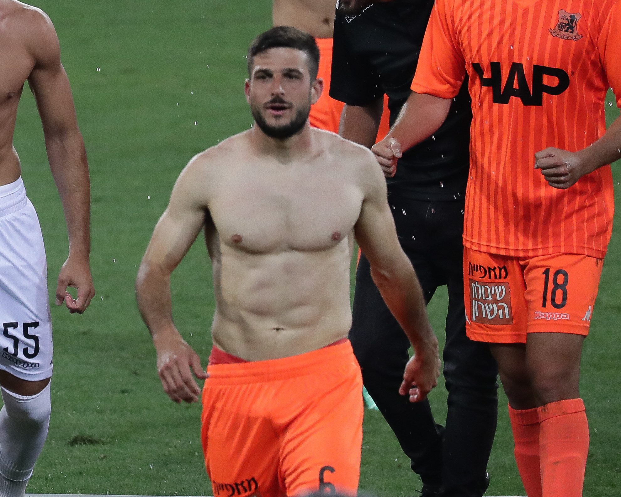 יובל אשכנזי