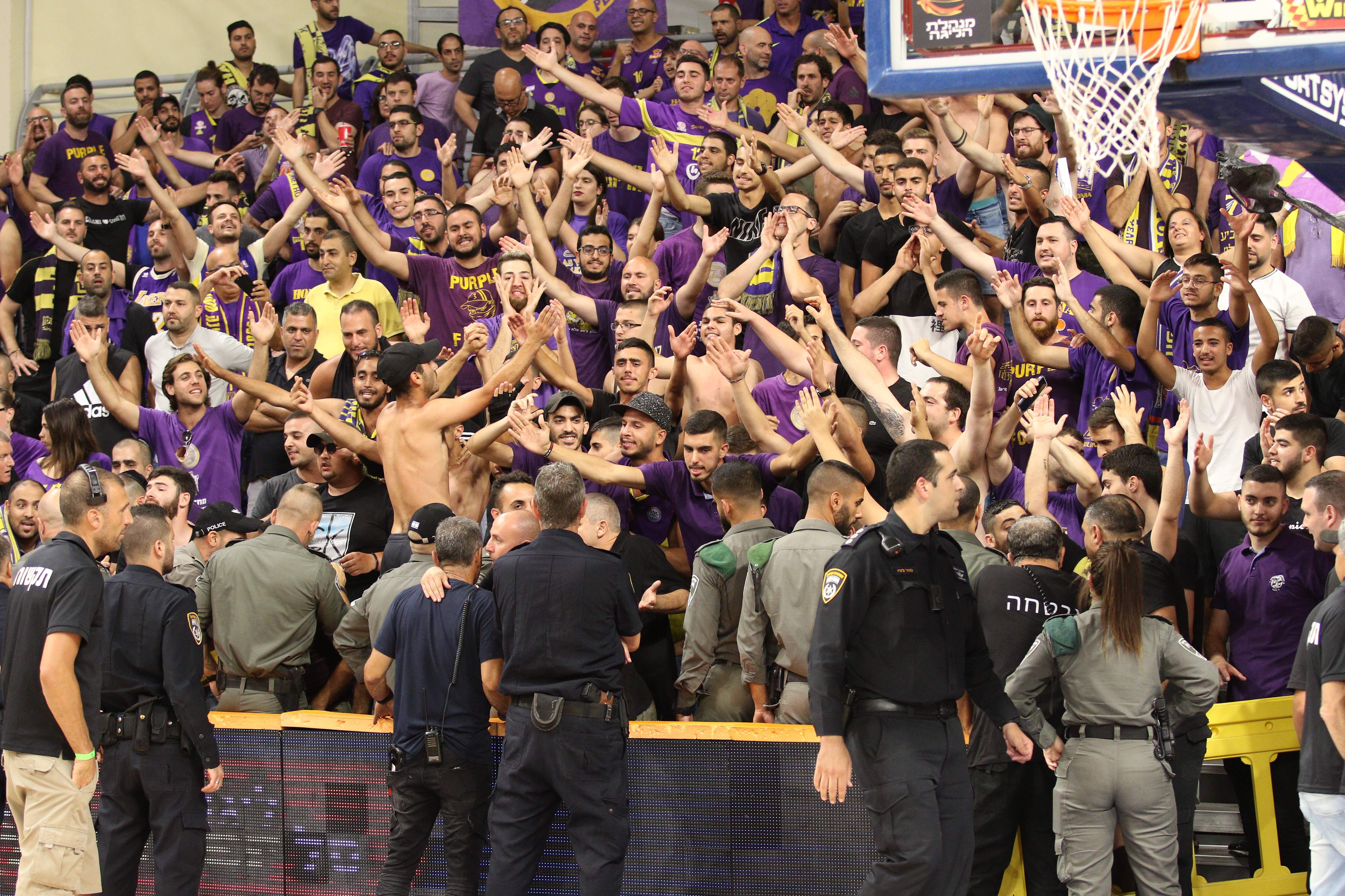 אוהדי הפועל חולון