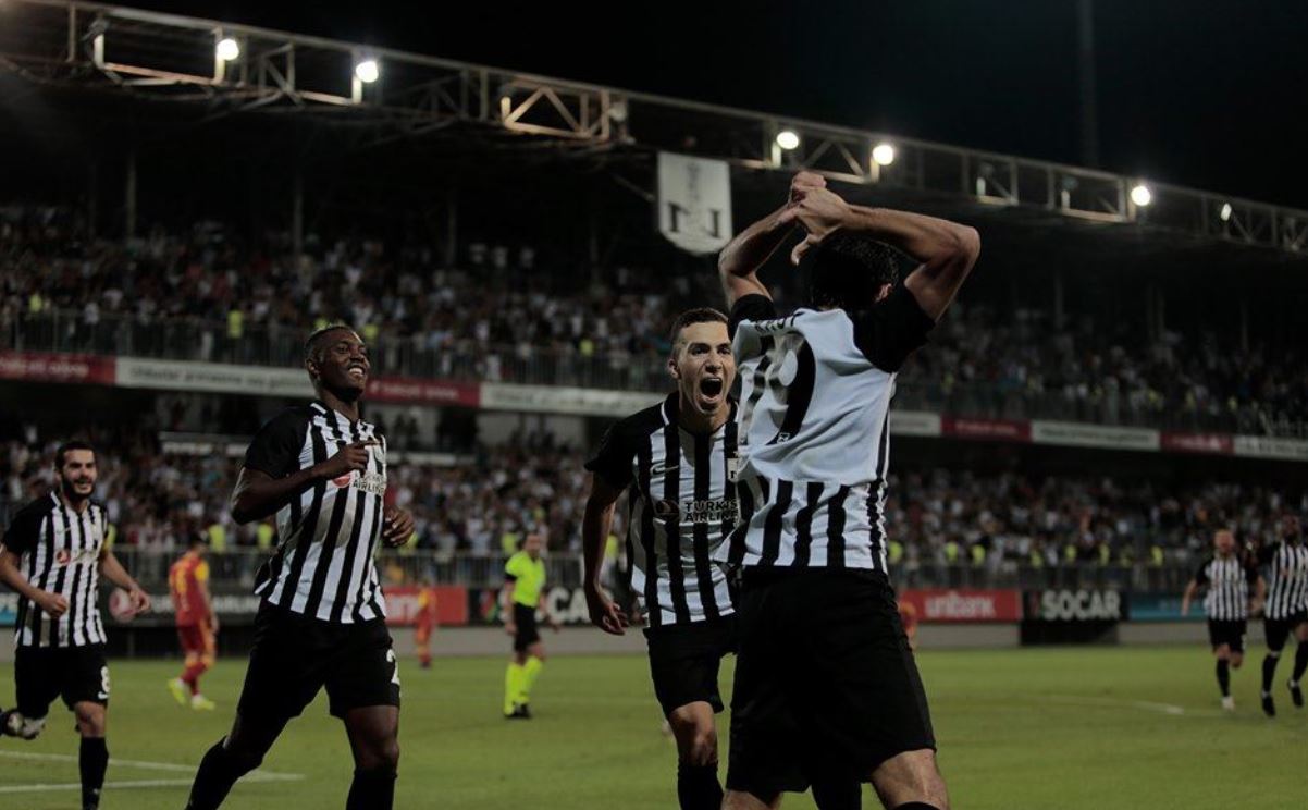 שחקני נפטצ'י באקו