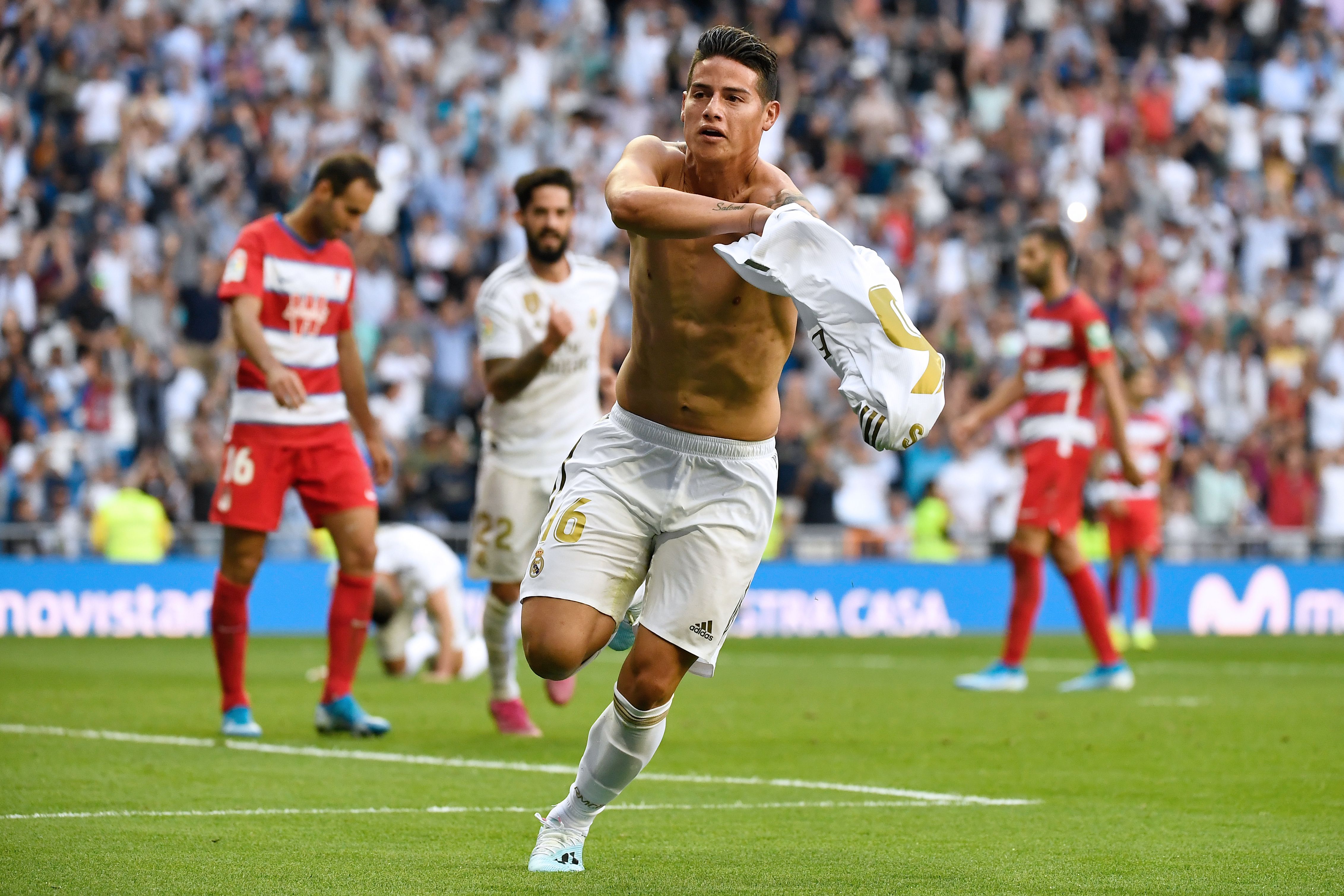 חאמס רודריגס חוגג