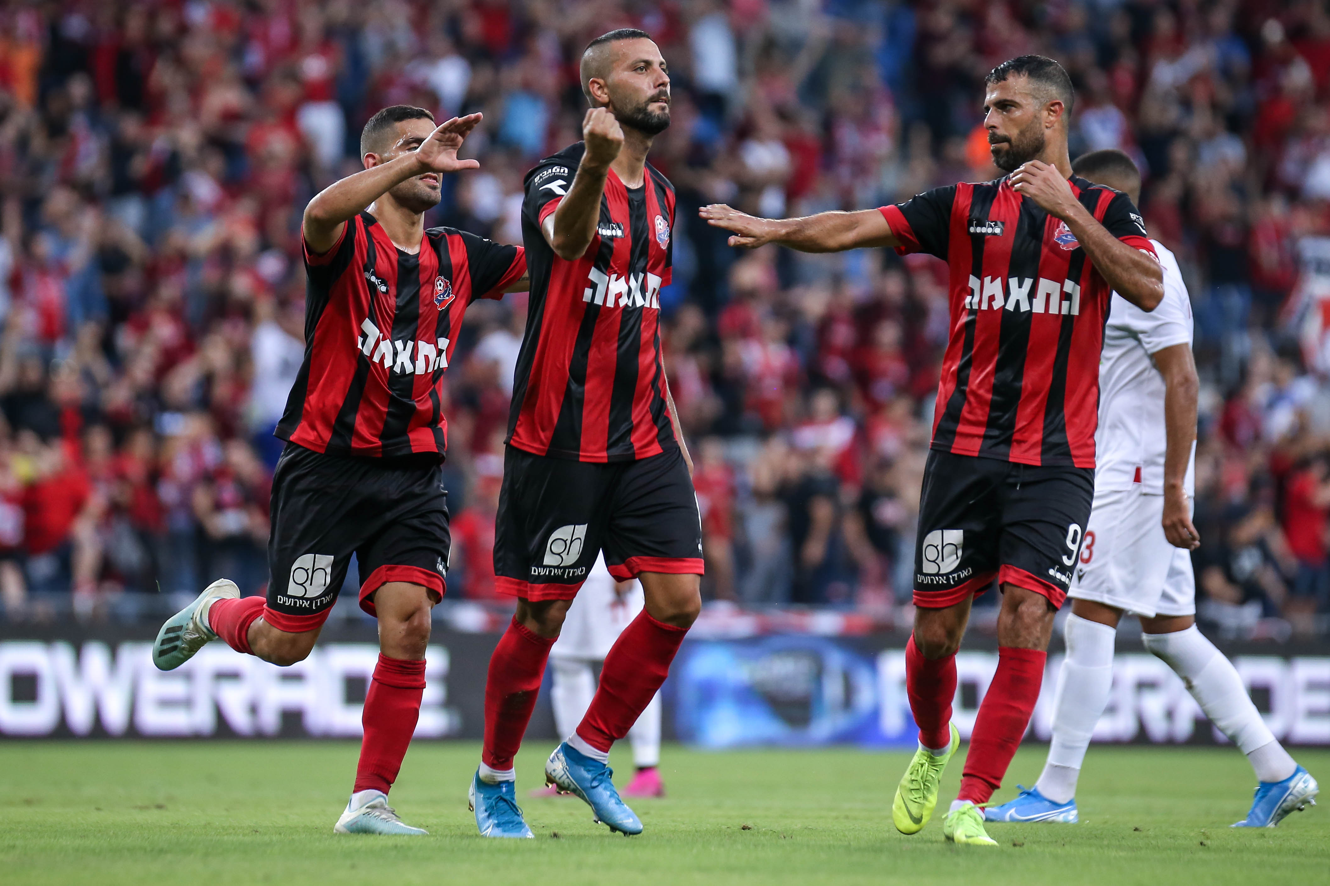 גל אראל, עדן בן בסט