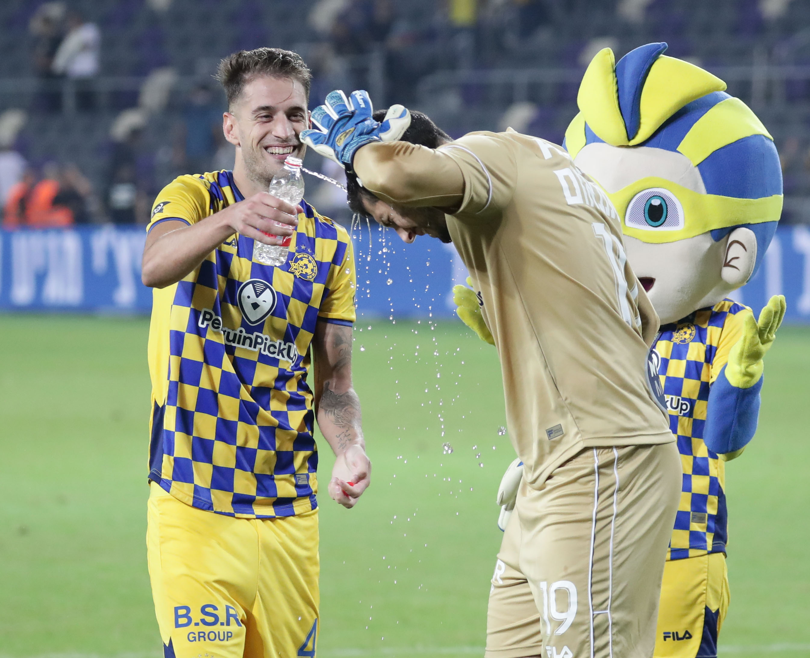 אנריק סבוריט, דניאל טננבאום